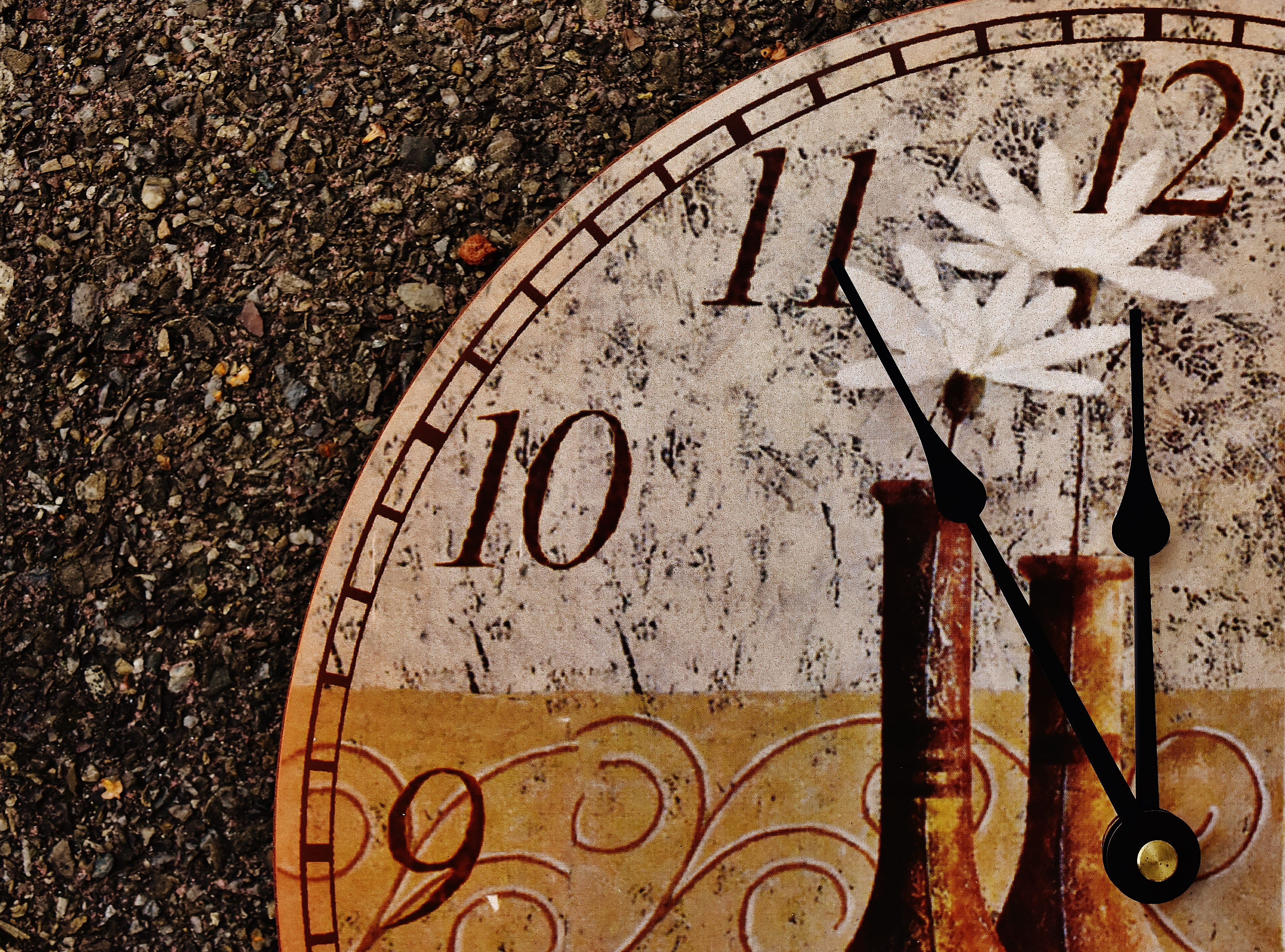 outdoors, timepiece, no people, clock, tree, wake up, text, clock hand, minute hand, hours, time, number, nature, communication, pointer, high angle view, HD Wallpaper