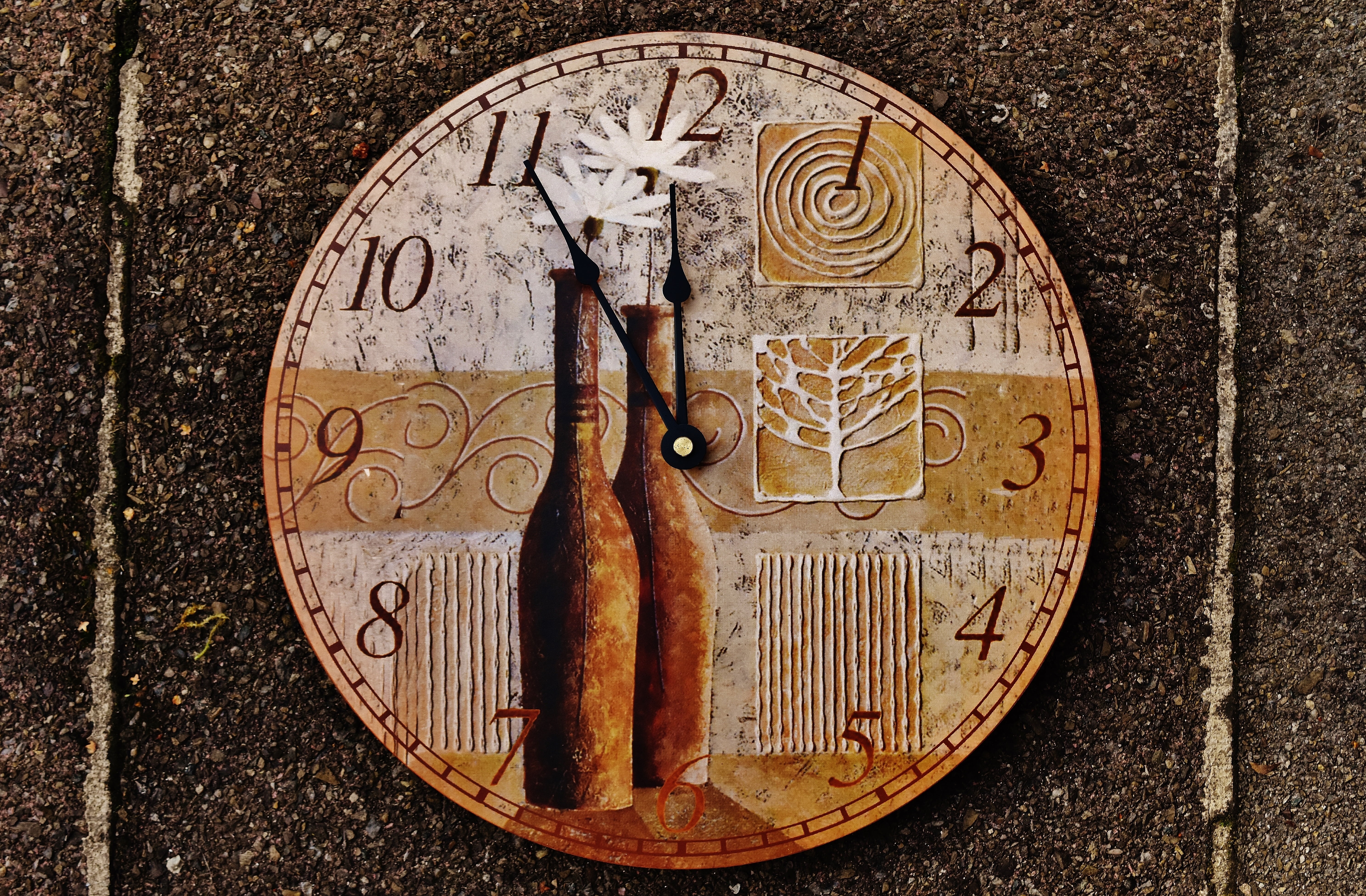 disaster, shape, time indicating, art and craft, design, pattern, the eleventh hour, geometric shape, representation, hours, wake up, door, human representation, HD Wallpaper