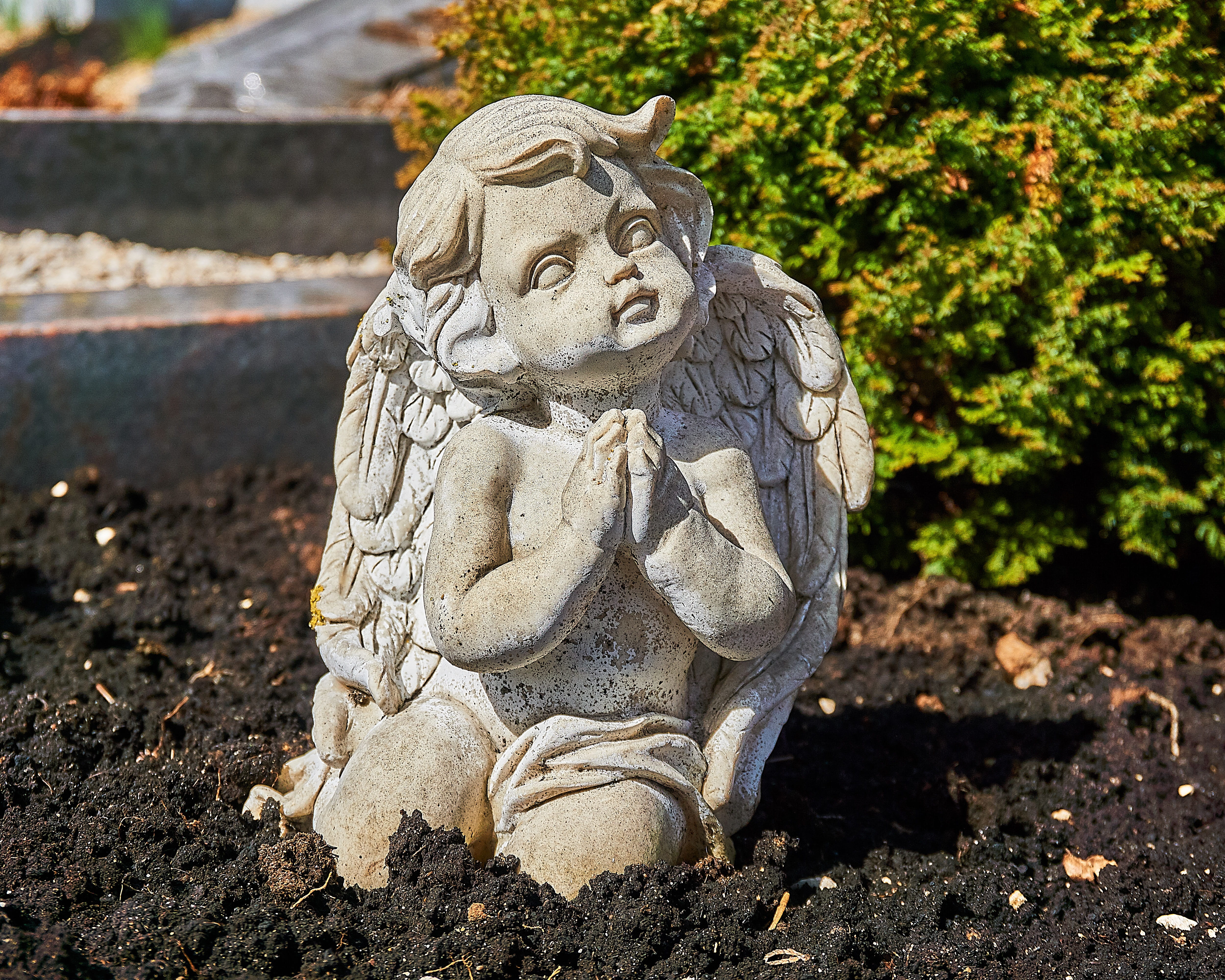 angel shape, protect, rest, art and craft, melancholic, human representation, decoration, grave, nature, angel, harmony, stone, day, craft, history, heavenly, HD Wallpaper