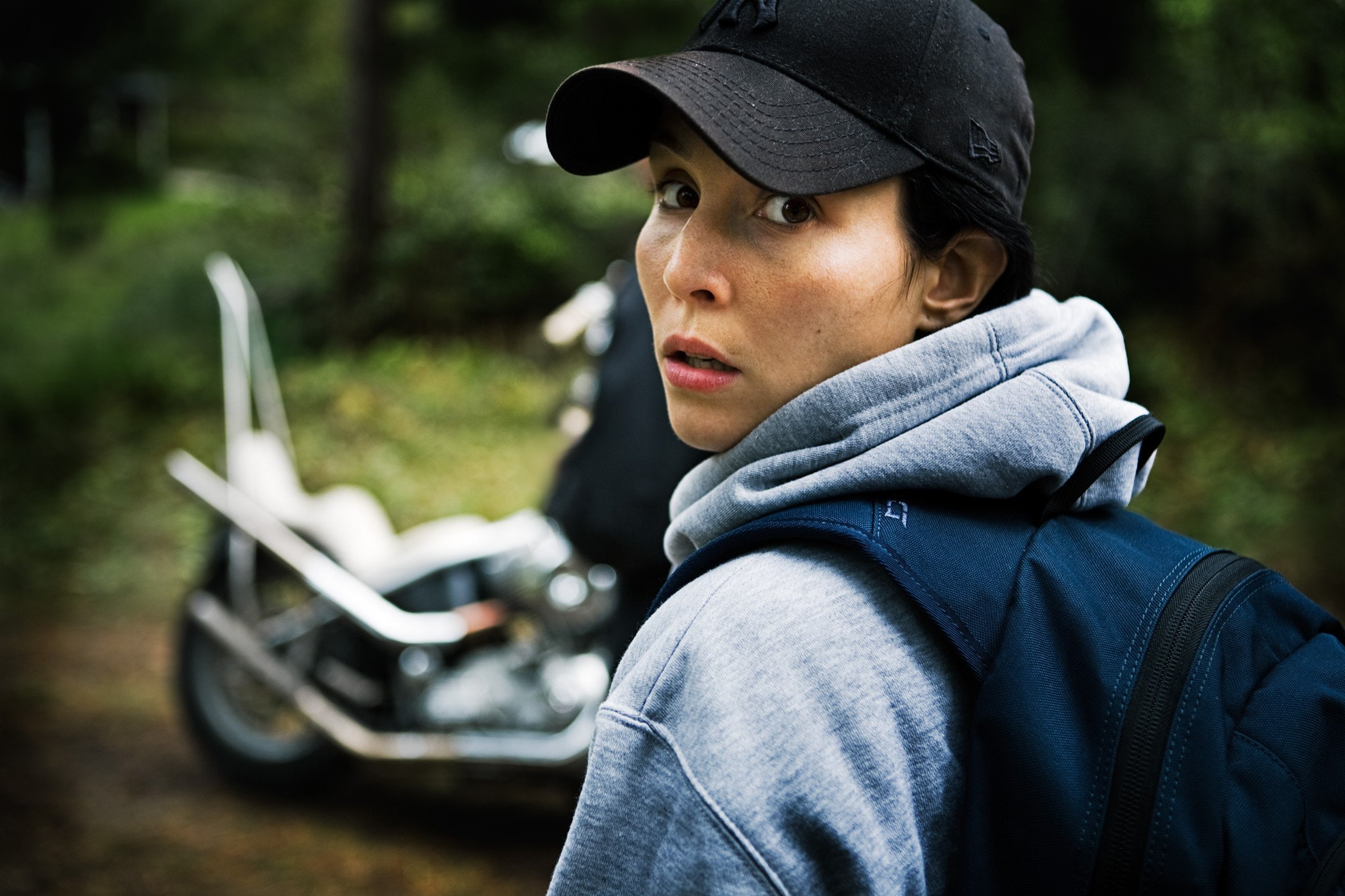 lifestyles, young adult, contemplation, hornets, real people, thriller, headshot, hat, focus on foreground, sci, one person, Mystery, girl, 1080P, series, HD Wallpaper