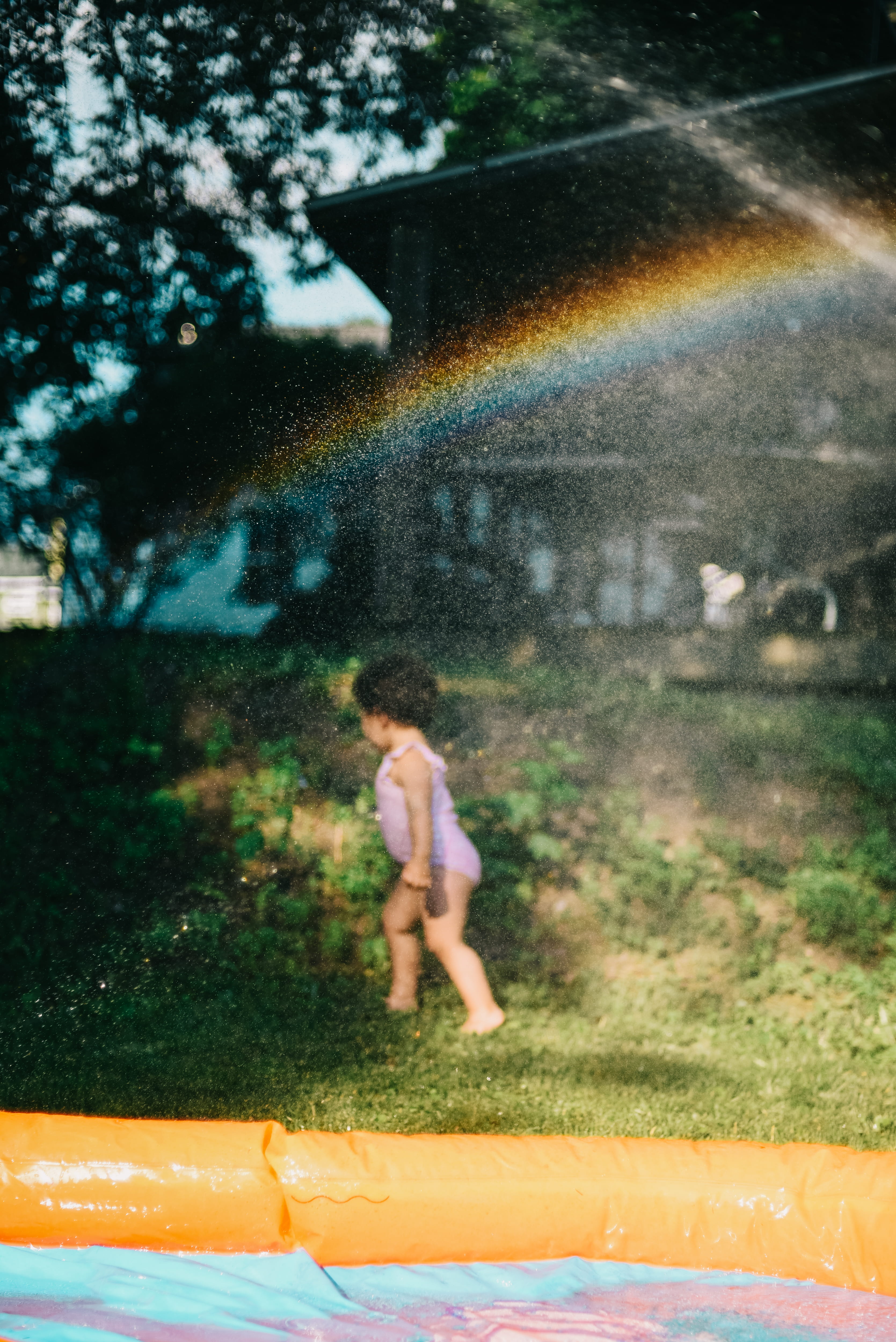full length, lifestyles, photo, kid, summer, innocence, one person, person, nature, child, onesie, wearing, girl, motion, water, summertime, spraying, leisure activity, Phone HD Wallpaper