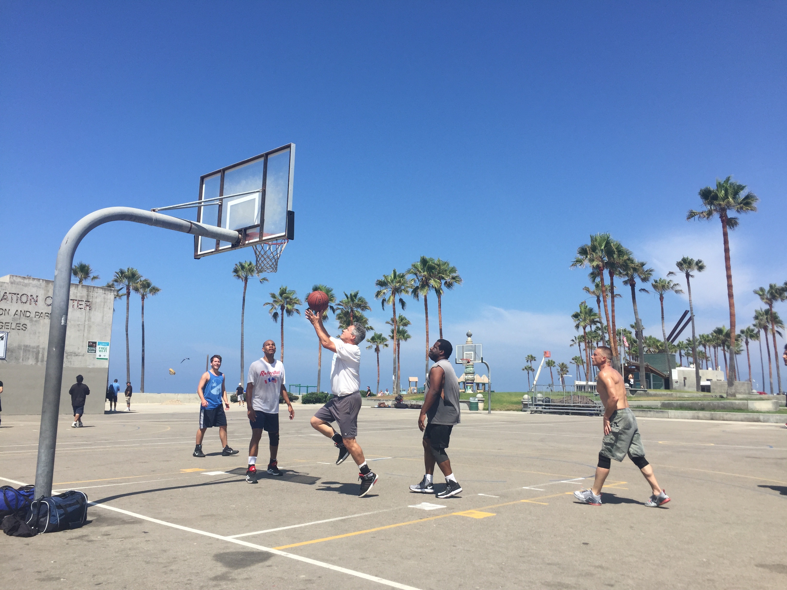 group of people, basketball, basketball - ball, california, 2K, tree, sport, beach, training, sunlight, game, tropical climate, real people, sky, full length, HD Wallpaper