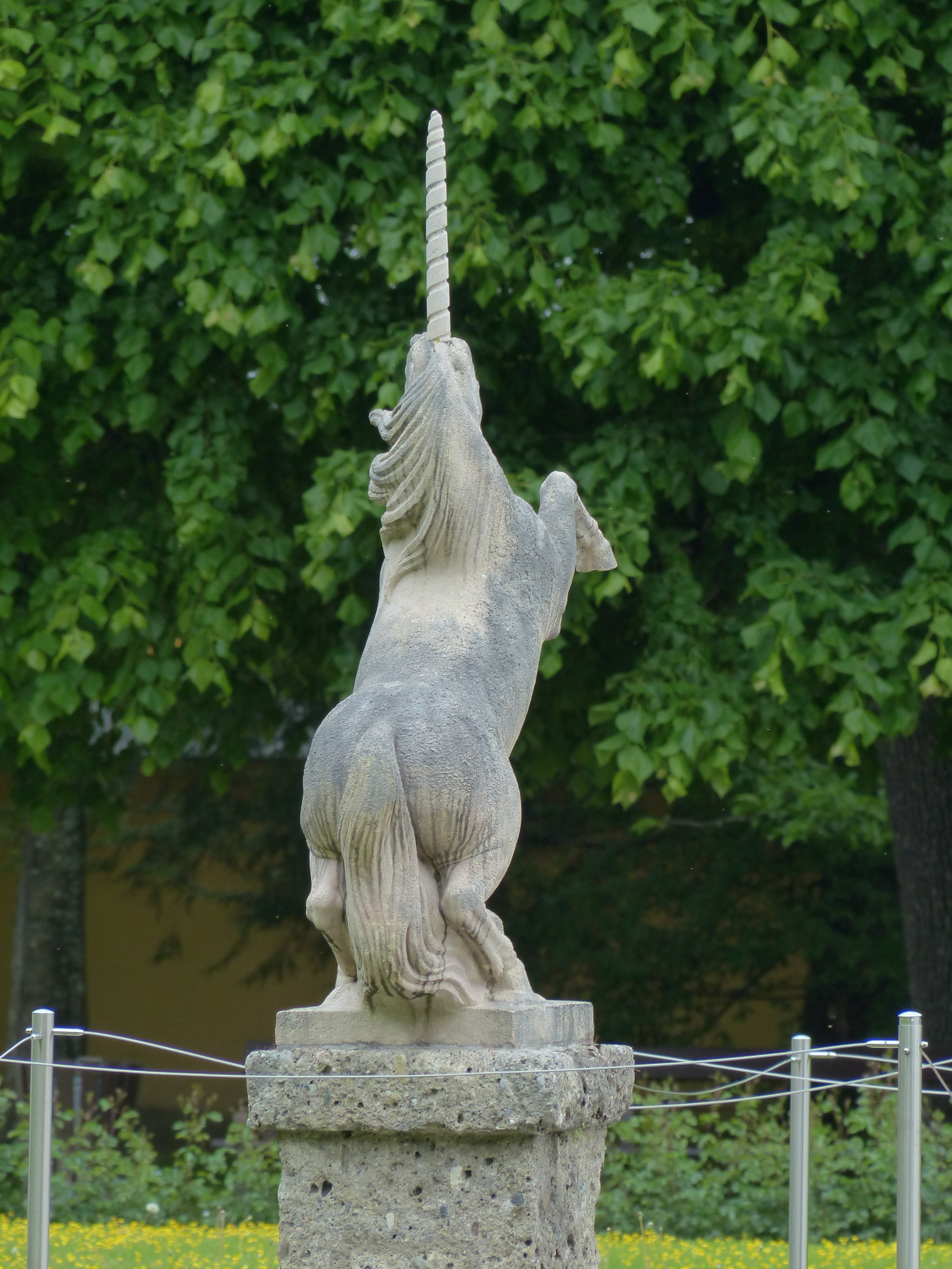 art and craft, ross, animal, animal themes, austria, outdoors, stone figure, creativity, horse, figure, one animal, sculpture, statue, representation, green color, Phone HD Wallpaper