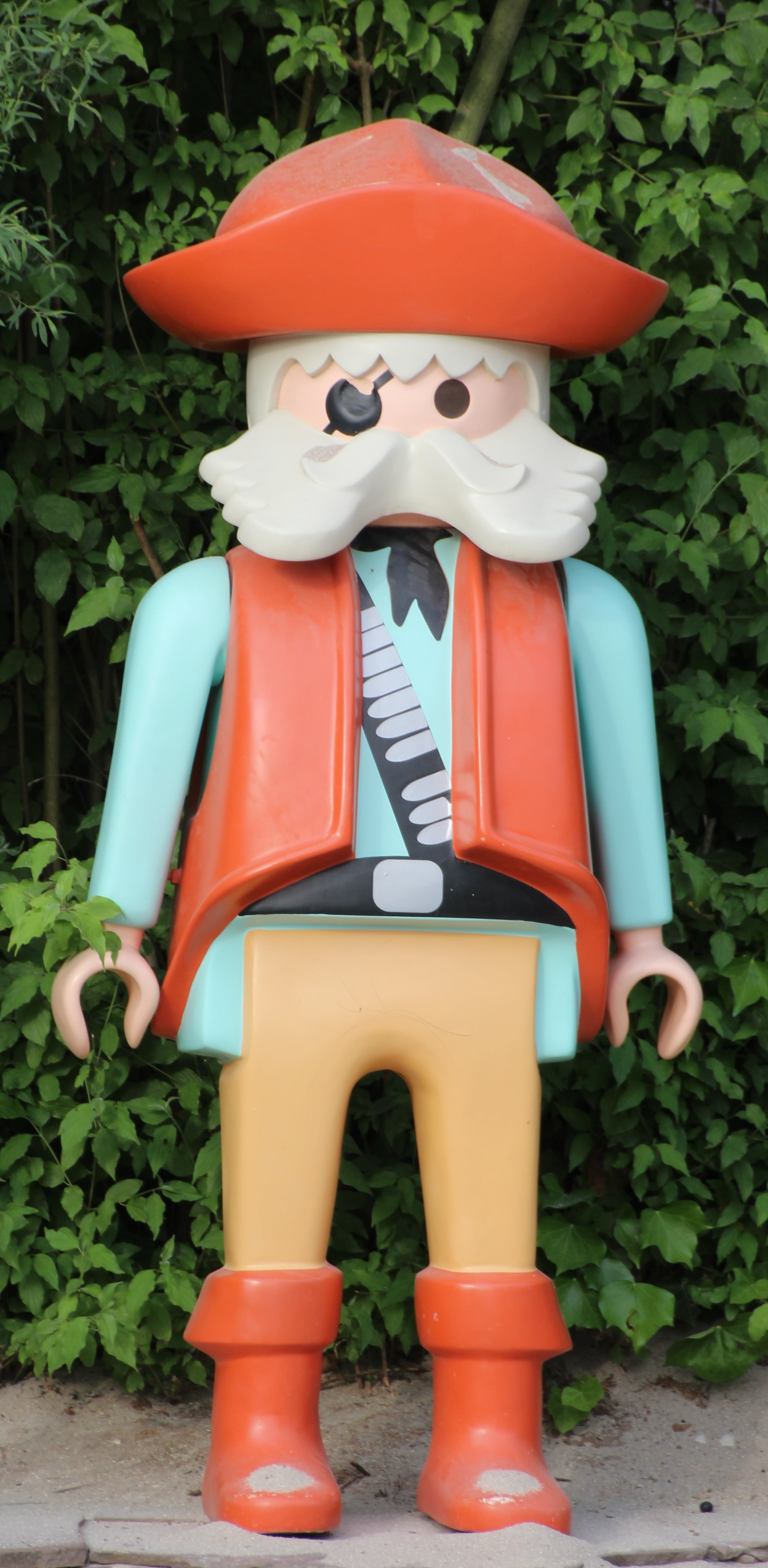 pirate, toy, nature, statue, art and craft, day, creativity, corsair, multi colored, 4K, outdoors, front or back yard, plant, orange color, sculpture, Phone HD Wallpaper