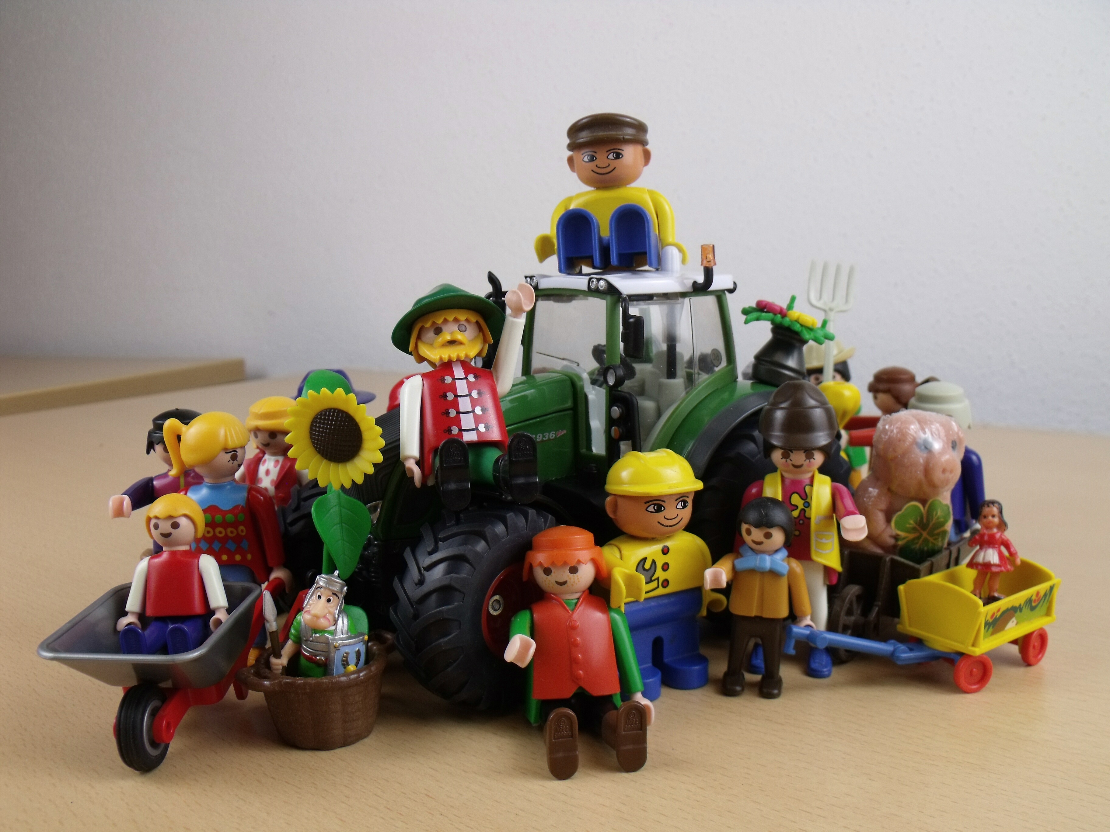representation, together, bauer, still life, human representation, childhood, multi colored, males, indoors, toy car, large group of objects, male likeness, HD Wallpaper