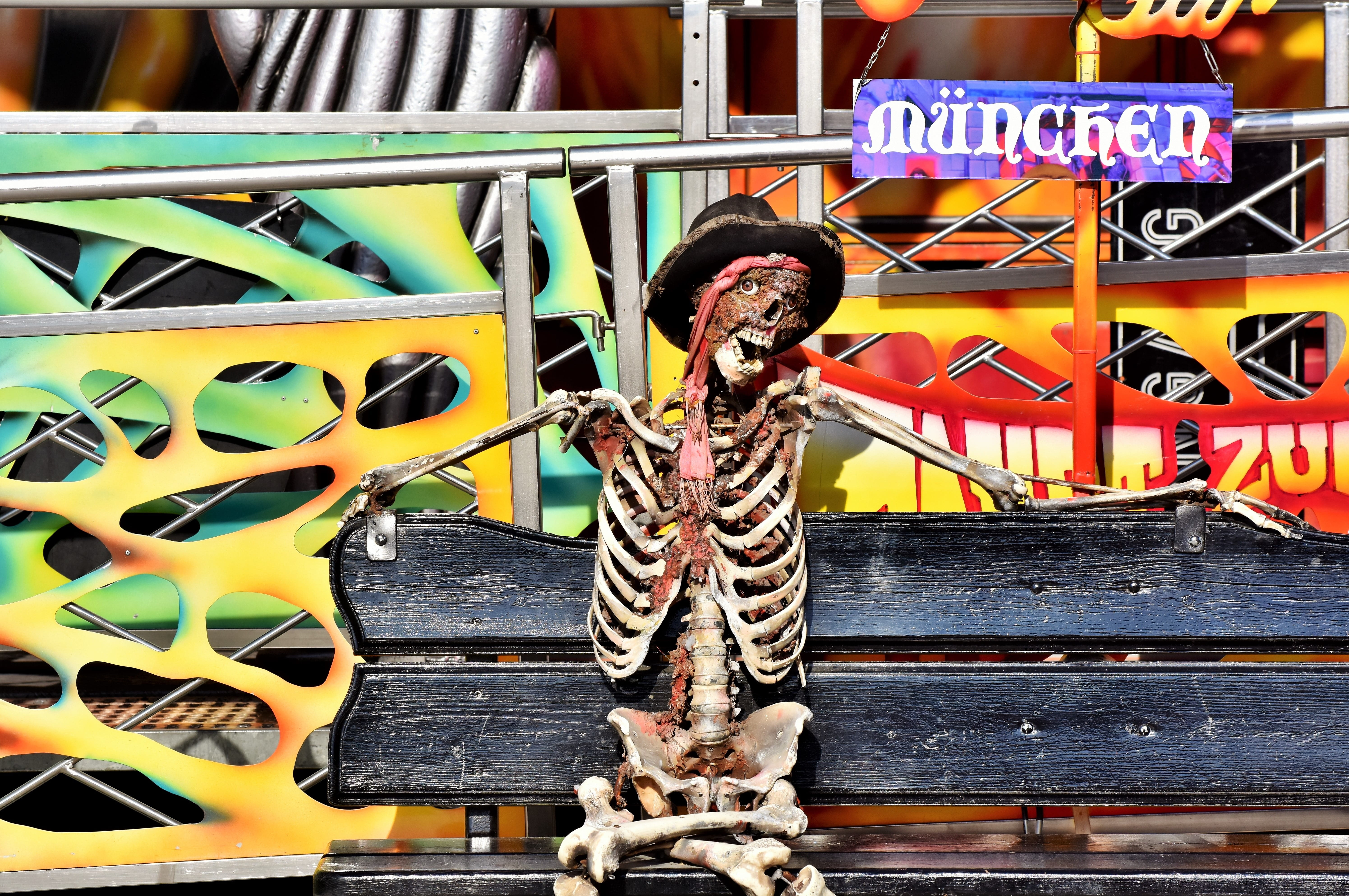 halloween, ride, sitting, 5K, skull, creativity, skeleton, male likeness, spring festival, entertainment, figure, graffiti, no people, architecture, sculpture, HD Wallpaper
