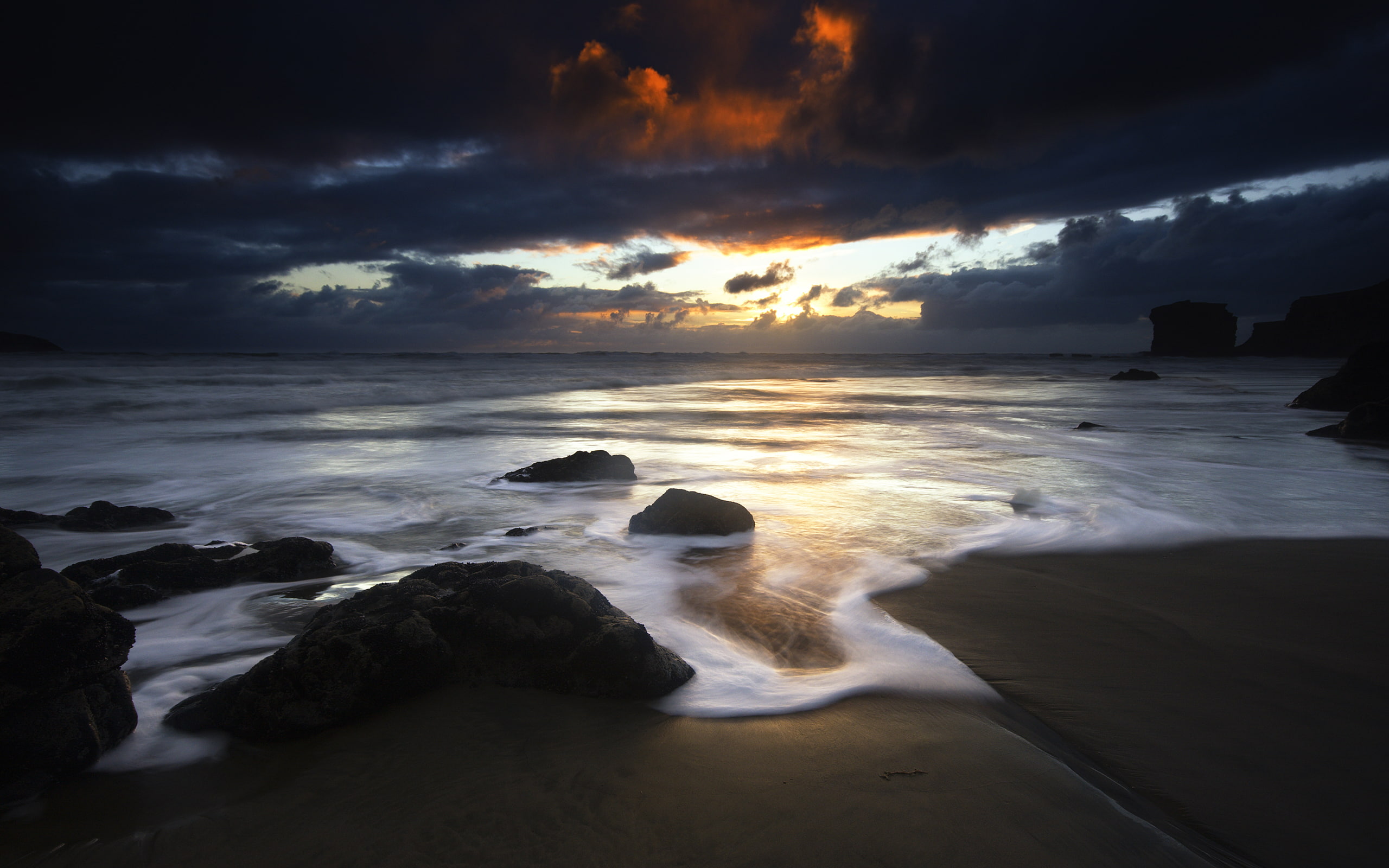 clouds, nature, aucklandnewzealand, muriwai, rocks, touch, photography, maoribay, sunset, red, seascape, sky, water, 2K, newzealand, HD Wallpaper