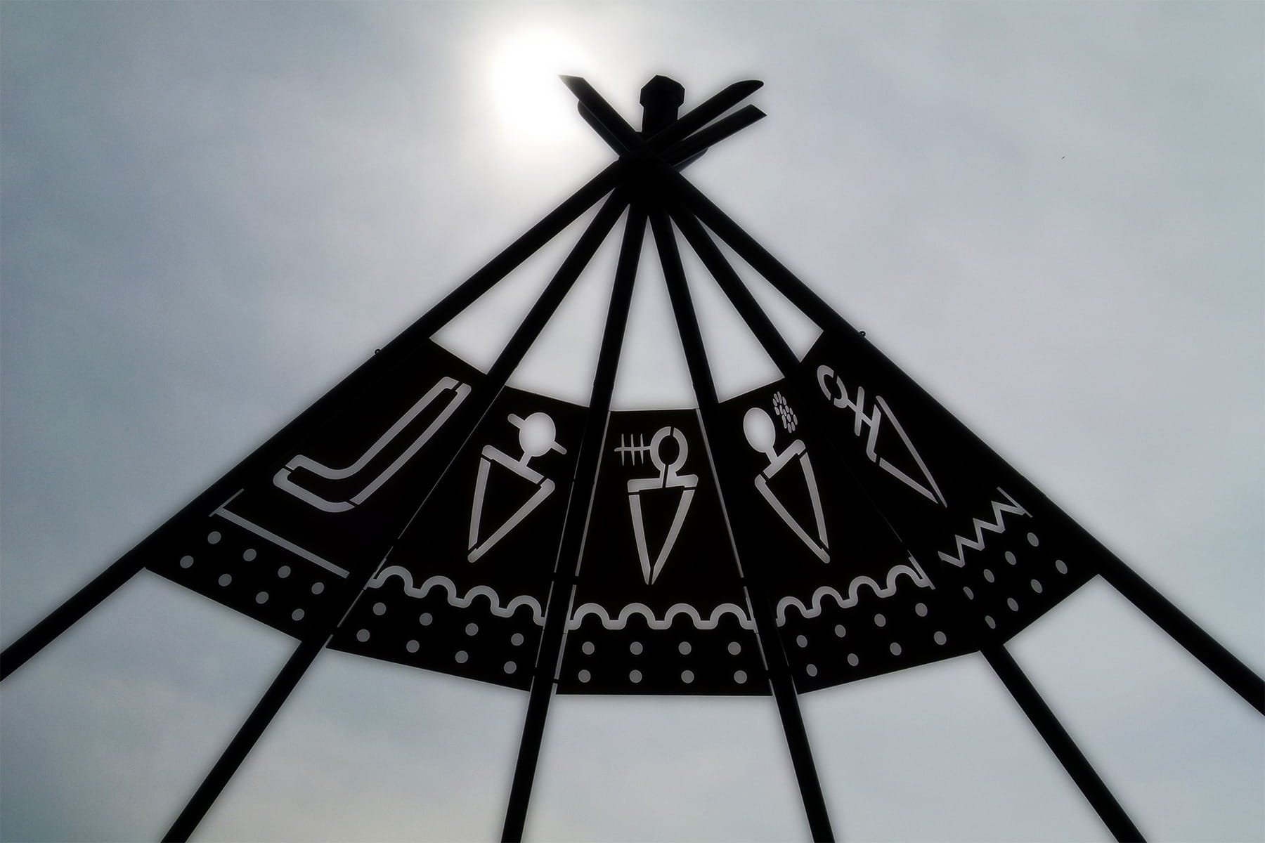 Calgary, design, shape, Roof, indoors, stampede, decoration, pattern, gate, nature, entry, focus on foreground, Sign, triangle shape, creativity, architecture, HD Wallpaper