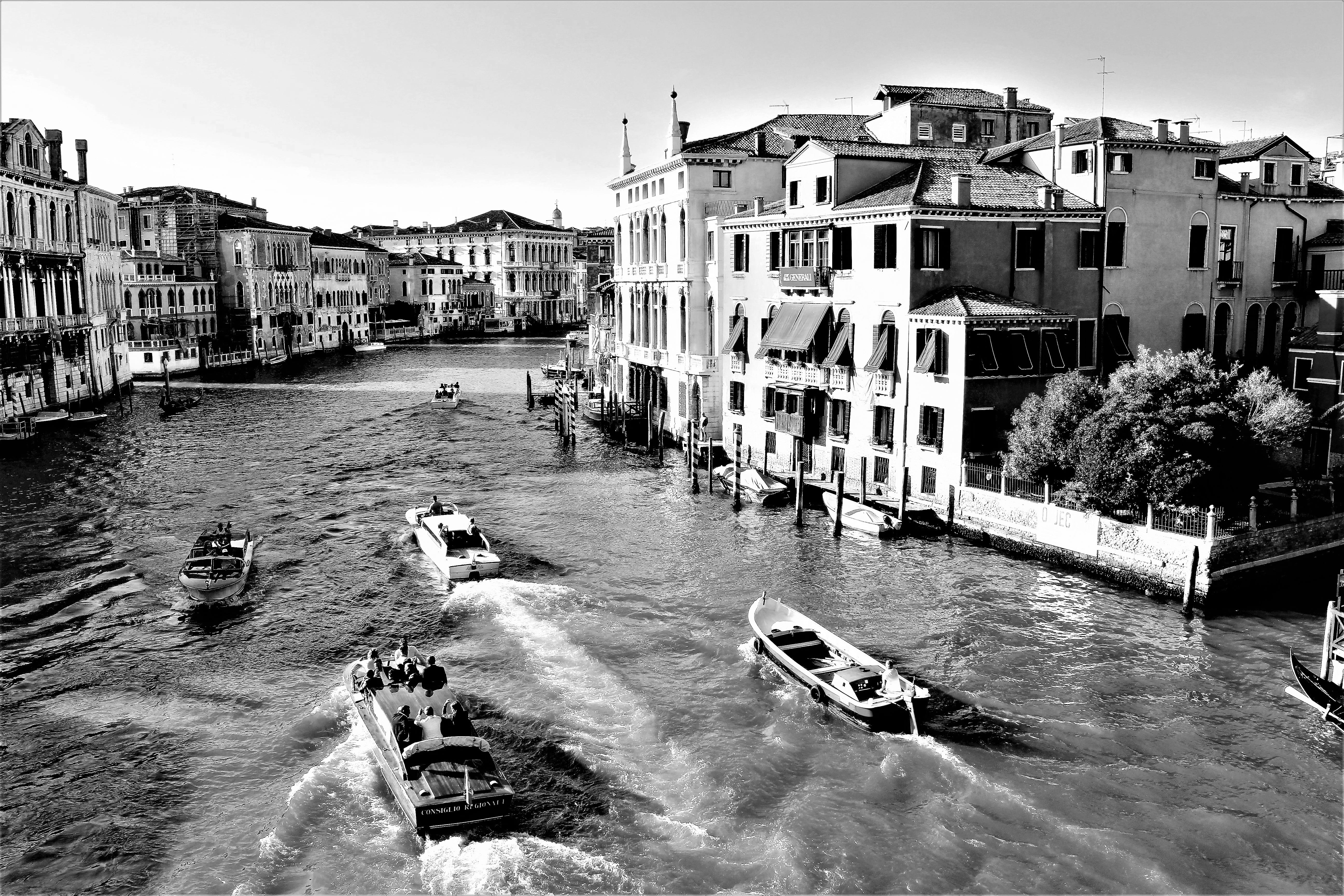 architecture, transportation, rooftops, sky, boats, trip, black and white, mode of transportation, the grand canal, venice, outdoor, outdoors, 5K, chimneys, HD Wallpaper
