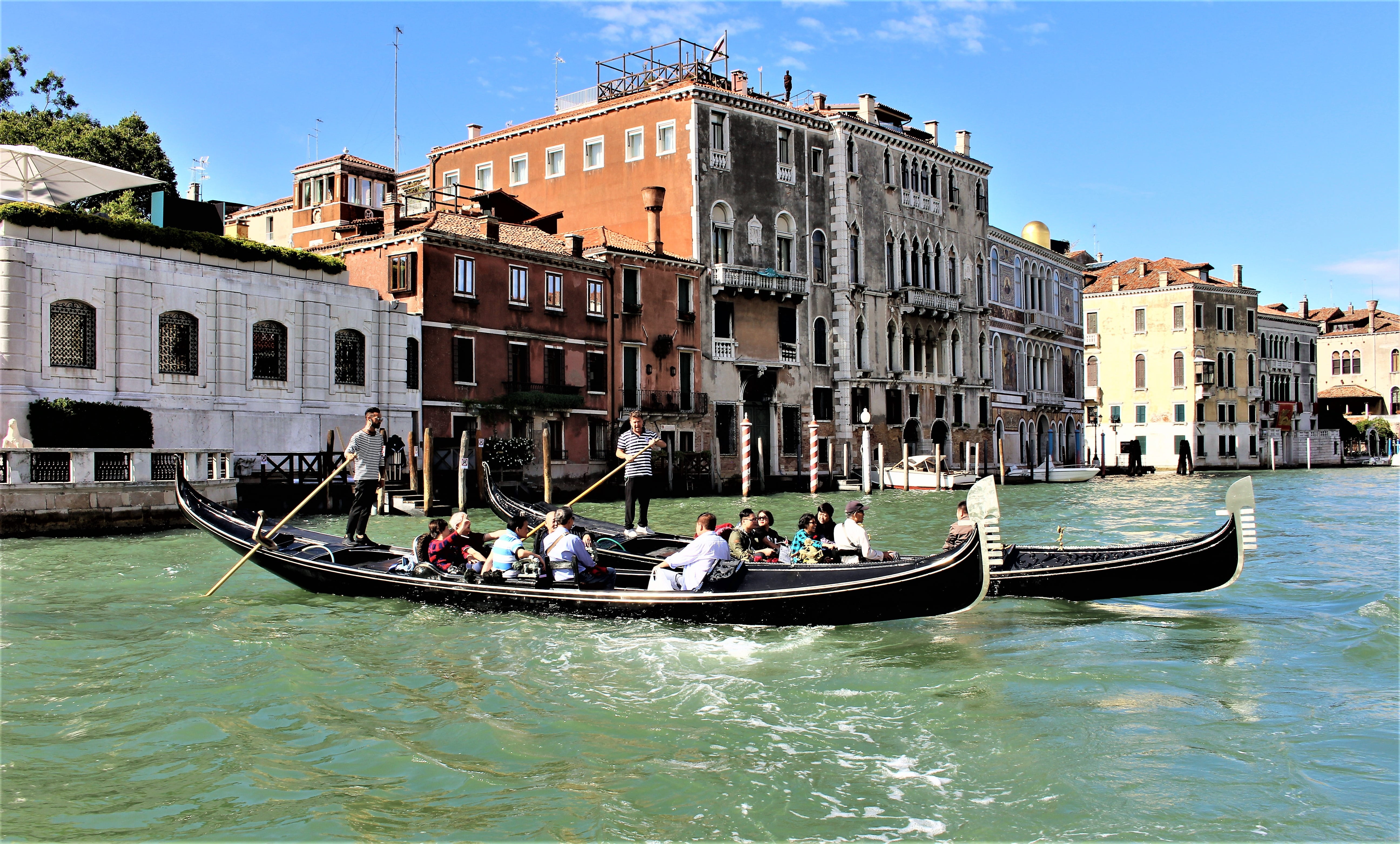 old house, buildings, lagoon, stone-built house, water, built structure, architecture, city, palace, facade, gondolier, colorful, the grand canal, venice, HD Wallpaper