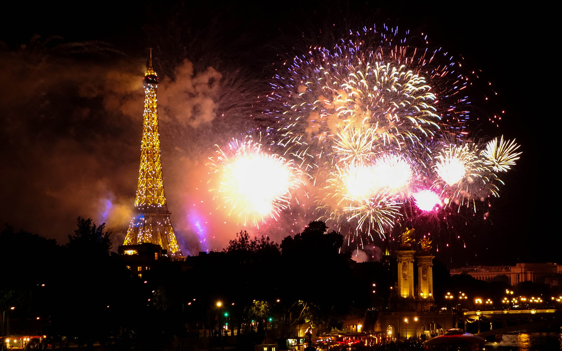 cityscape, fireworks, 1080P, eiffel, night, yellow, hd, paris, tower, HD Wallpaper
