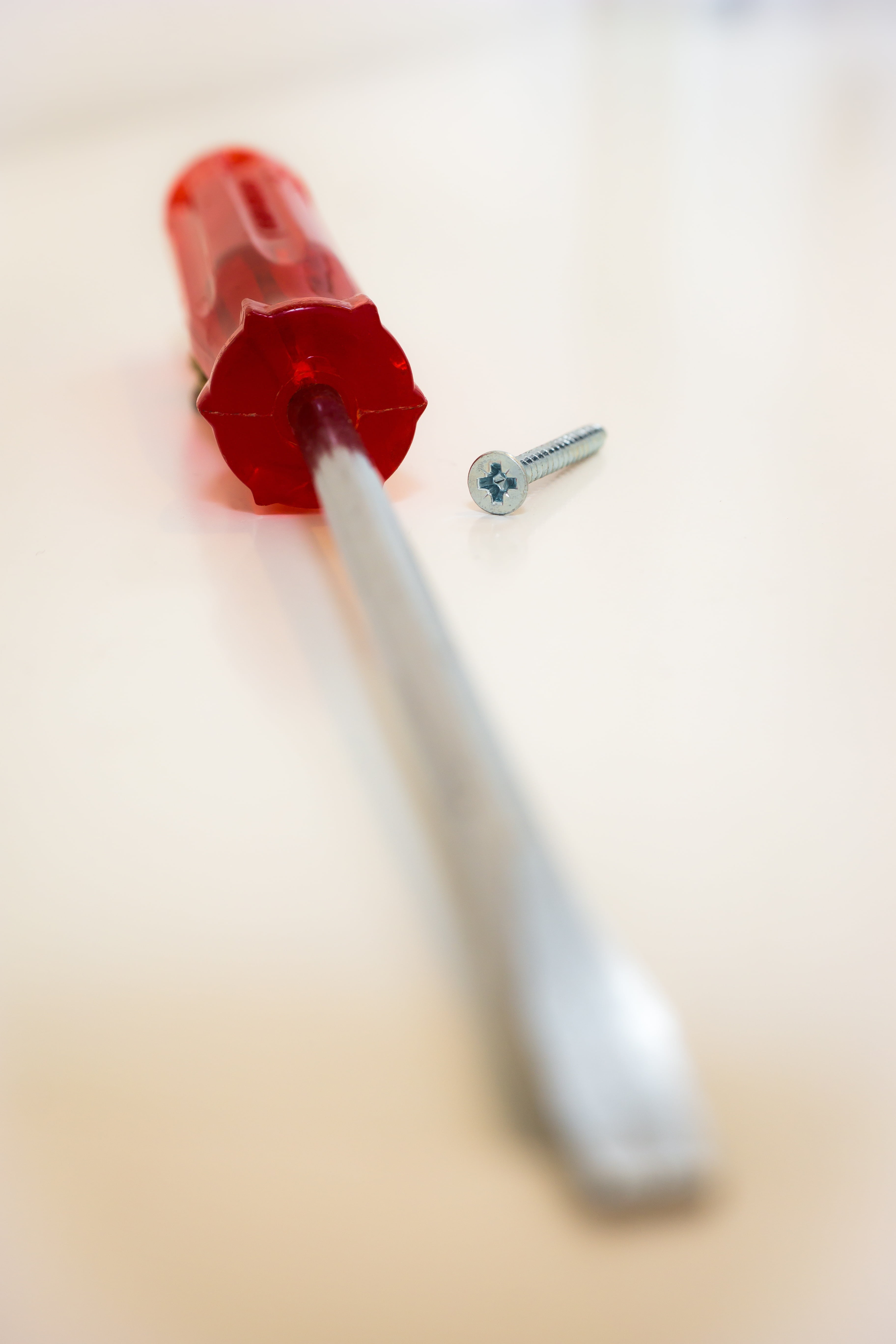close-up, work, thumbtack, selective focus, white background, wrong, screwdriver, single object, focus on foreground, 5K, art and craft, metal, inappropriate, Phone HD Wallpaper