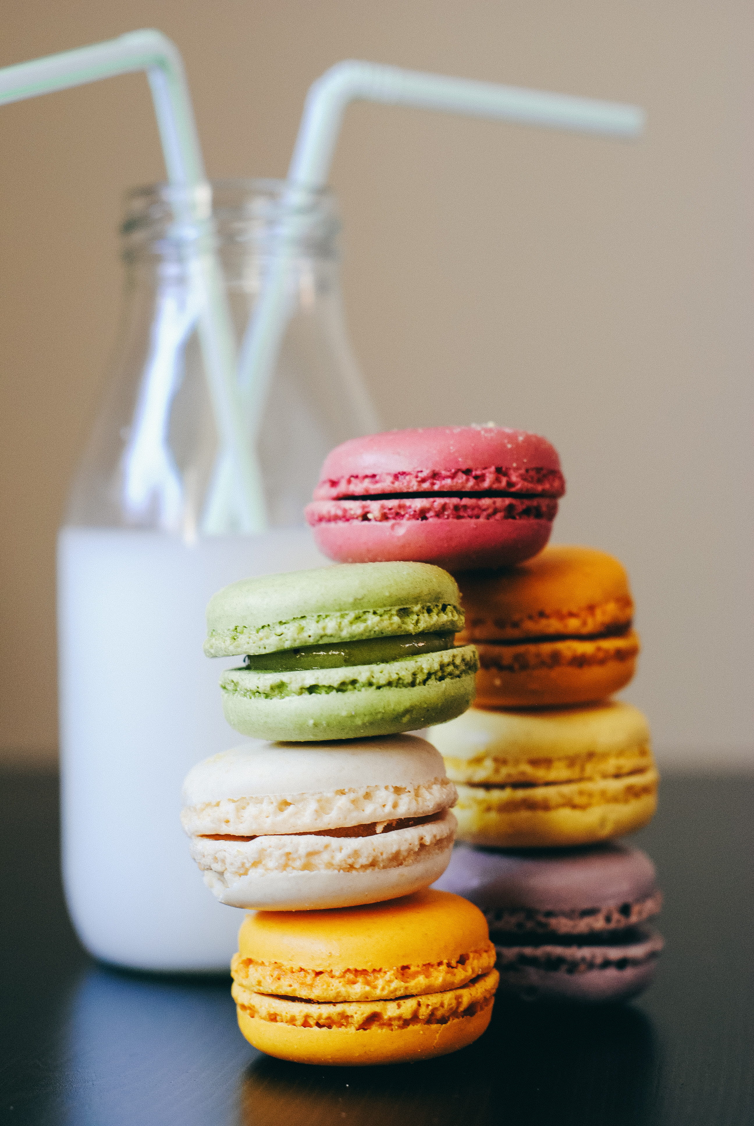 4K, cookie, food photography, no people, drink, colorful, treat, piled, cake, dessert, macaron, sweet food, unhealthy eating, indoors, food, stack, macaroon, Phone HD Wallpaper