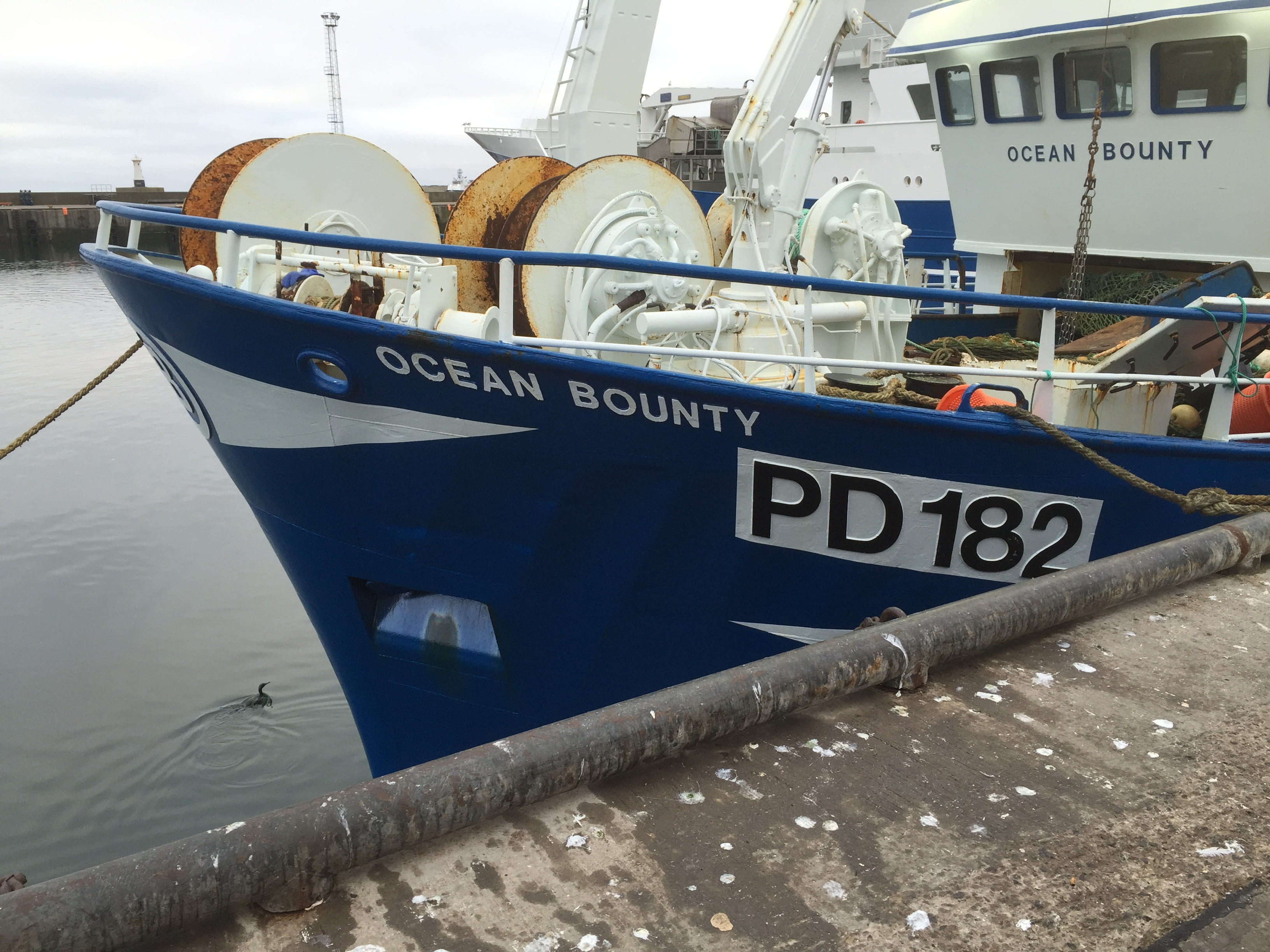 moored, no people, rope, communication, number, blue, western script, fishing boat, 2K, nautical vessel, outdoors, mode of transportation, text, protection, HD Wallpaper