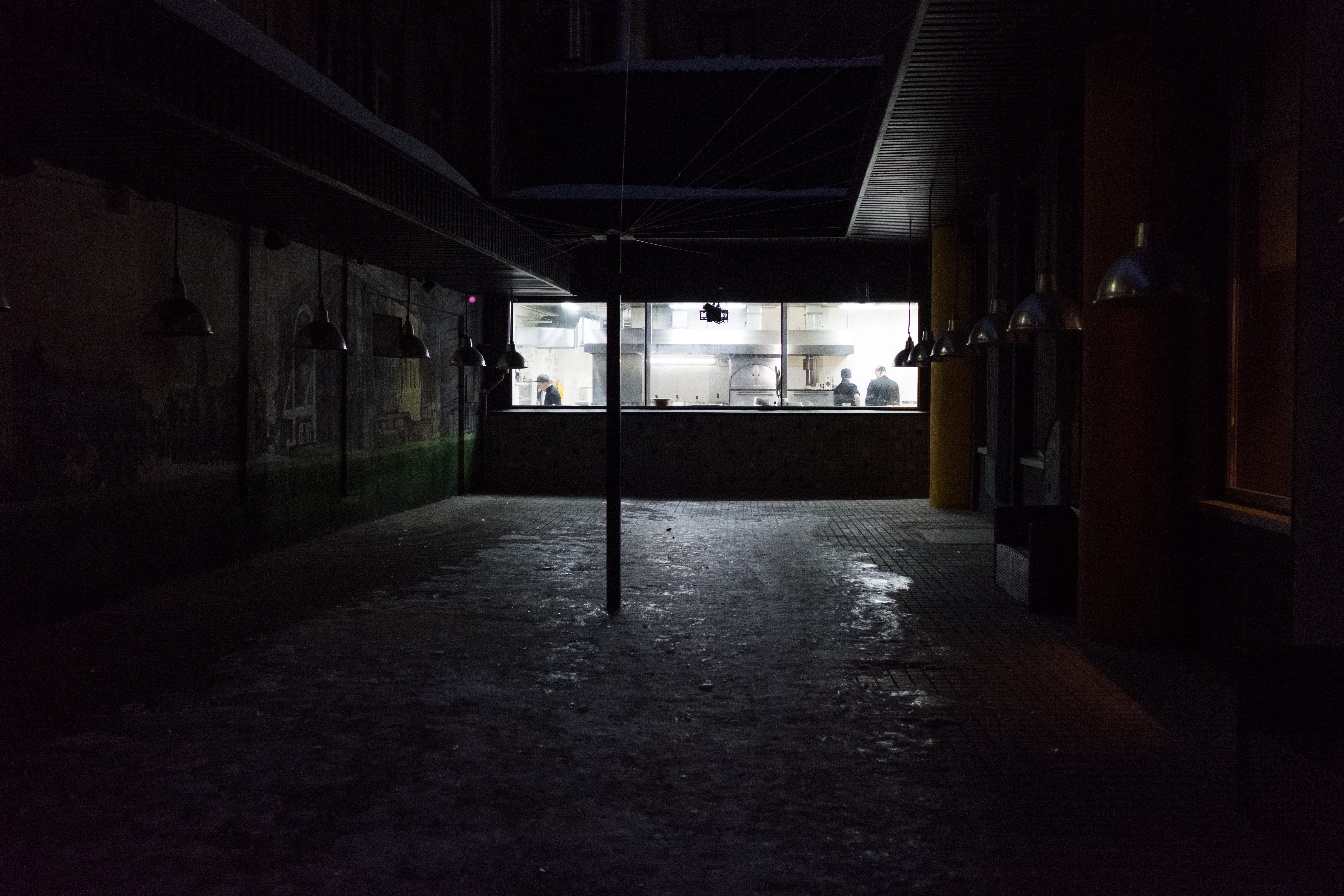 5K, direction, flooring, architecture, nature, entrance, alley, the way forward, day, arcade, absence, door, building, no people, ukraine, built structure, HD Wallpaper