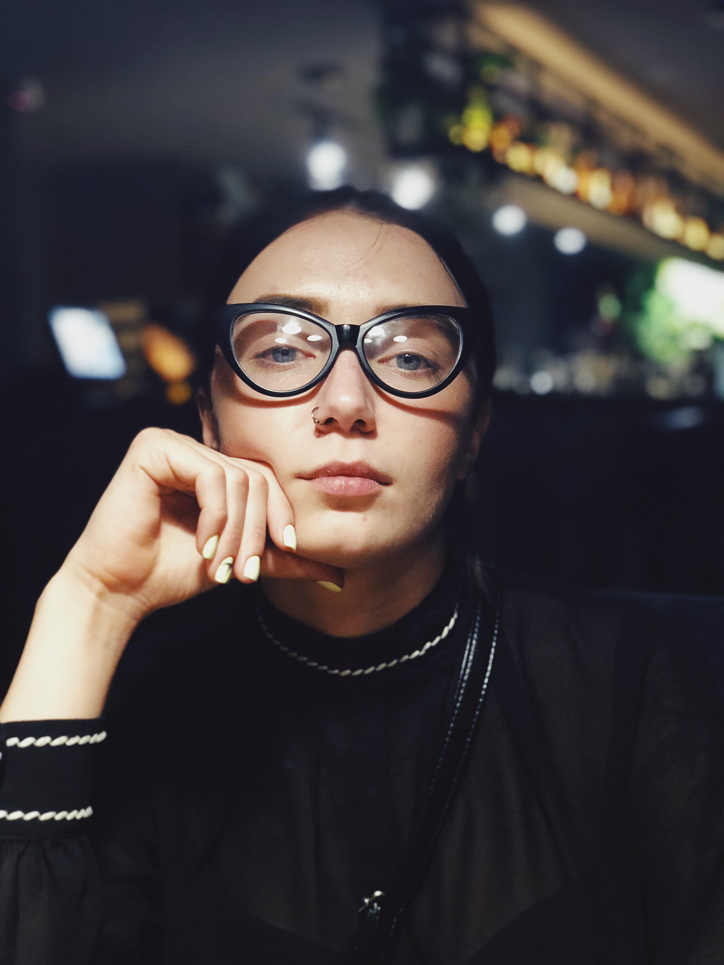 focus on foreground, looking at camera, female, lifestyles, planet, casual clothing, kharkiv, portrait, astronomy, sunglasses, hairstyle, headshot, ukraine, Phone HD Wallpaper