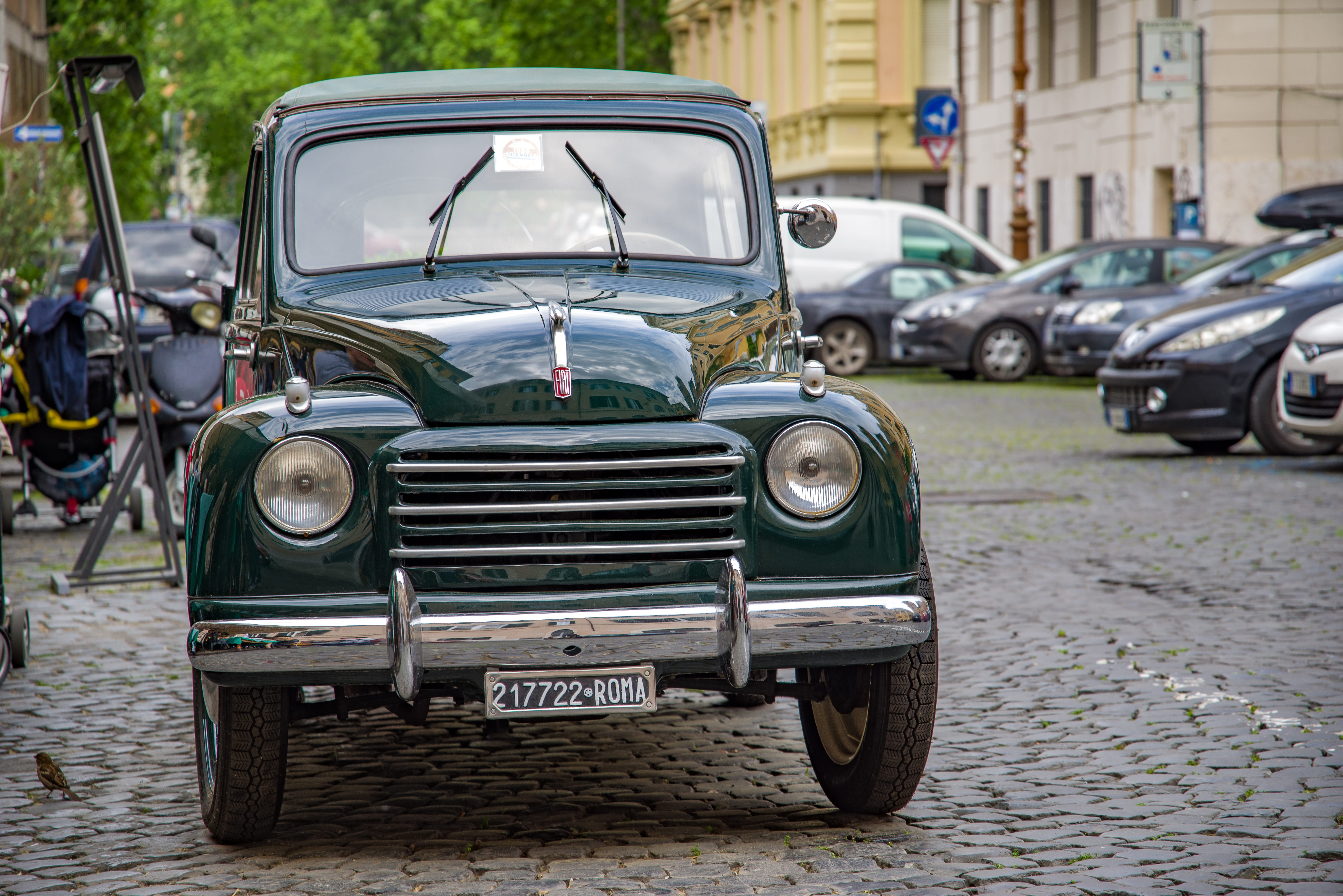 fiat, vehicle, architecture, retro styled, focus on foreground, green, classic, old, built structure, day, vintage, auto, motor vehicle, italian, ancient, HD Wallpaper