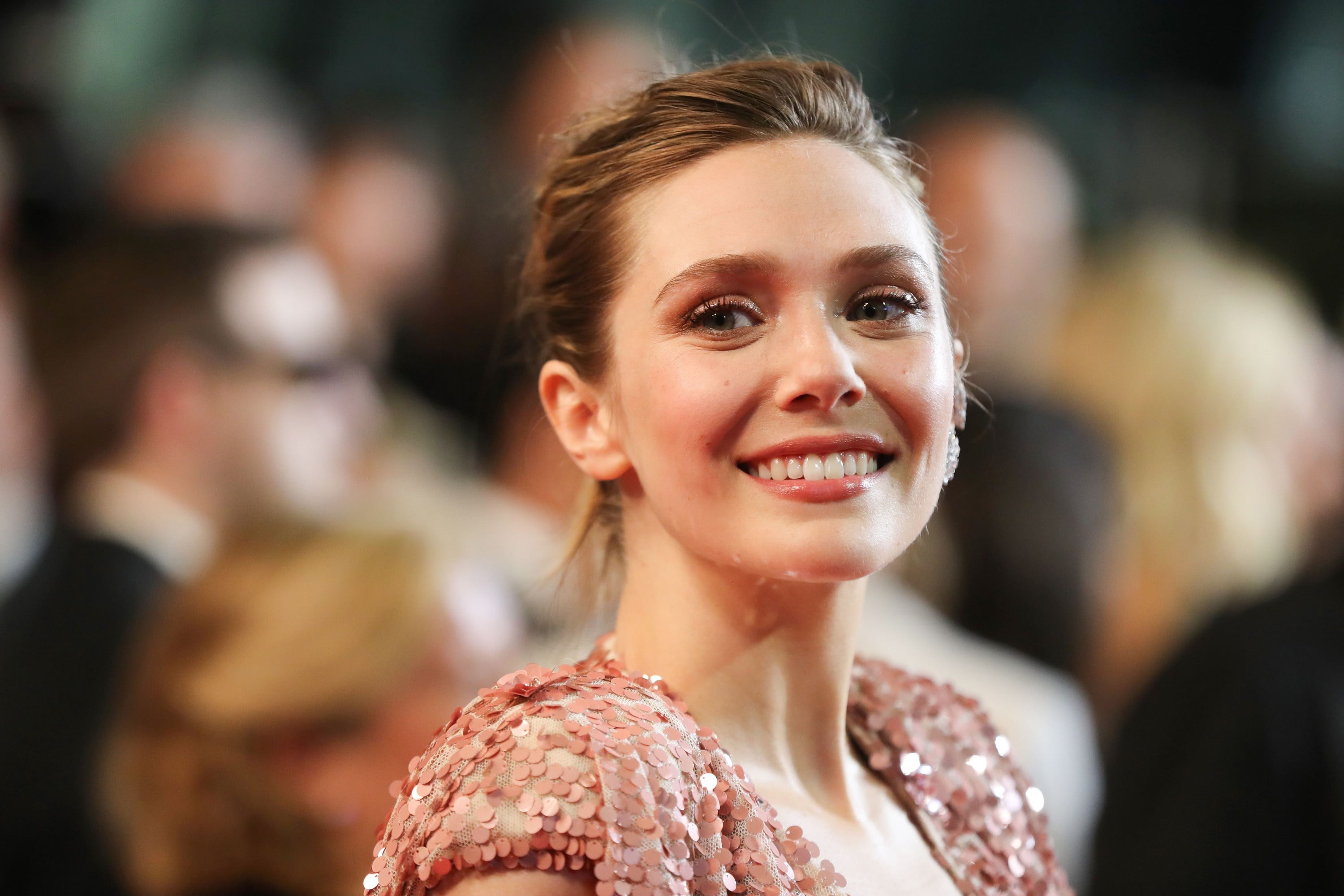 Depth Of Field, Smile, American, Elizabeth Olsen, 2K, Actress, Face, Actresses, HD Wallpaper