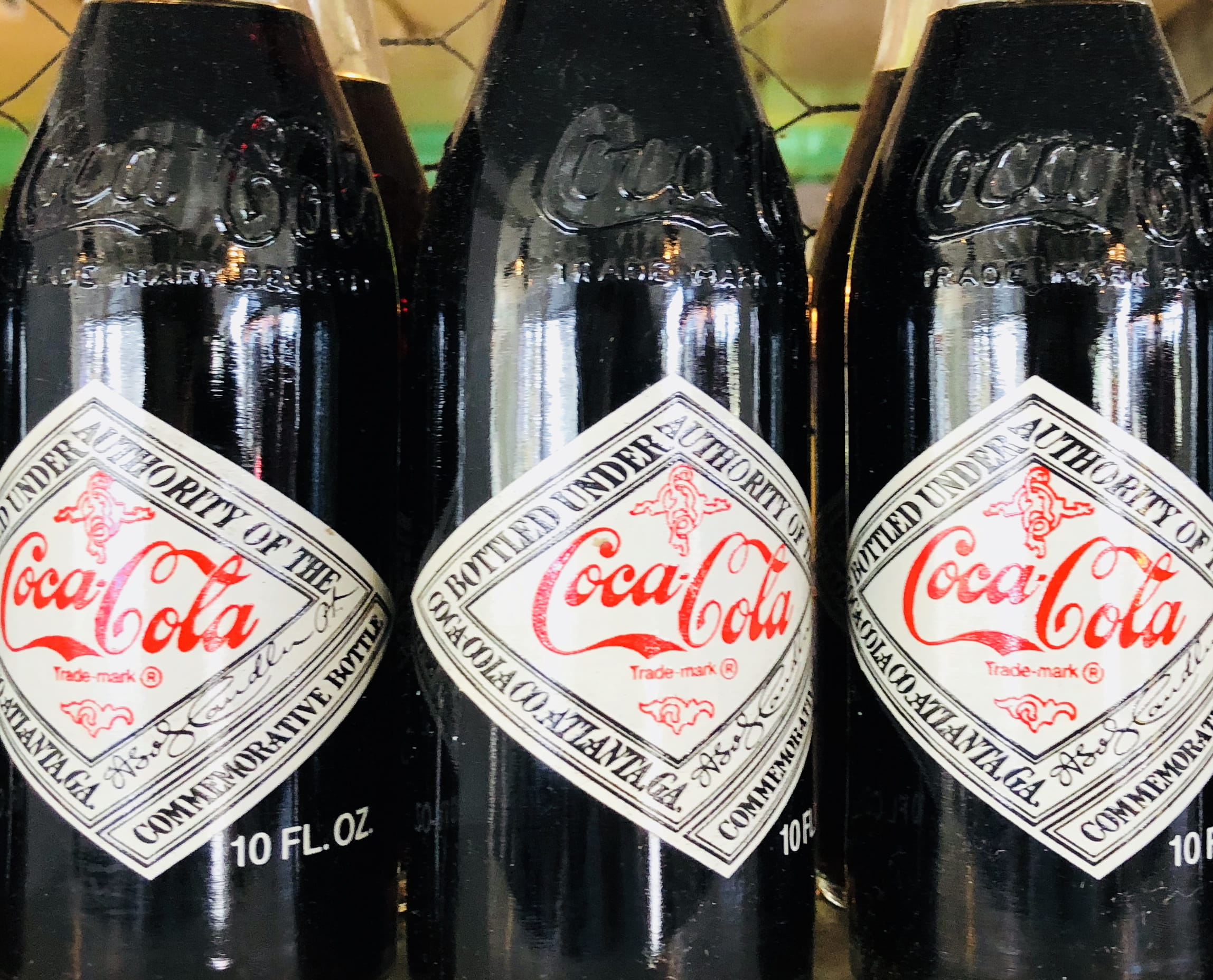 bottle, container, napa valley, variation, food and drink, sonoma, non-western script, 2698 fremont dr, text, burger, coca cola, communication, western script, HD Wallpaper