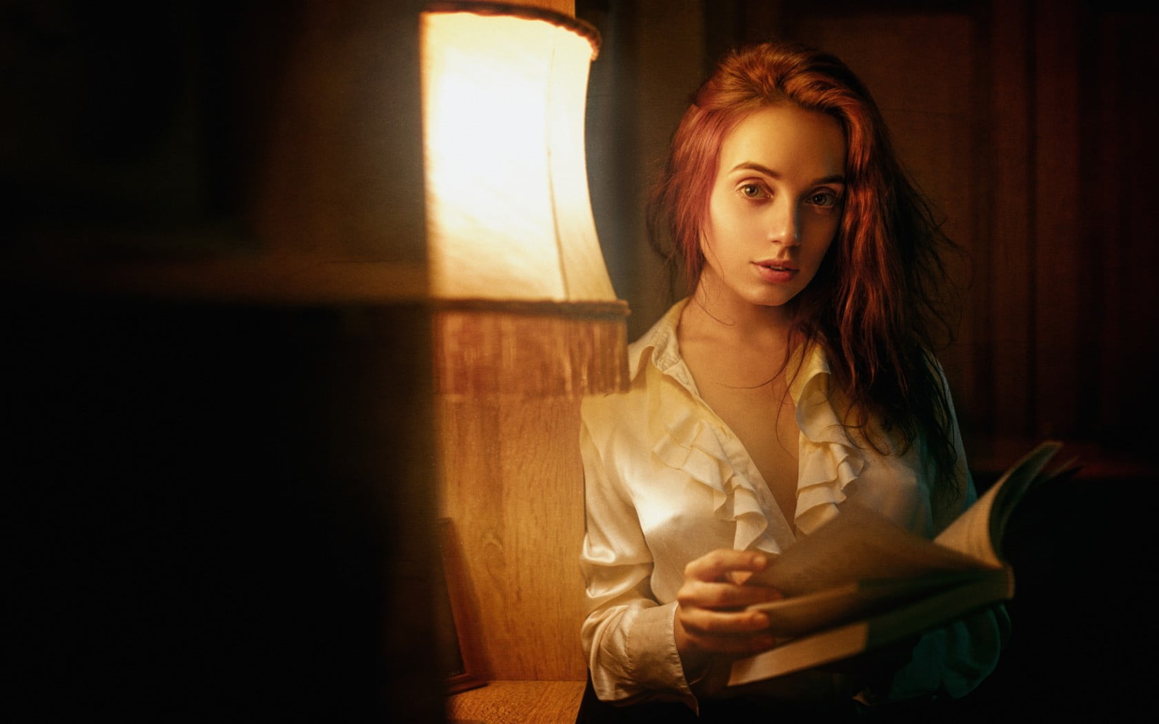 beautiful people, portrait, beauty, 720P, young adult, looking, beautiful woman, model, sunlight, lamp, brown hair, looking at viewer, young women, hairstyle, HD Wallpaper