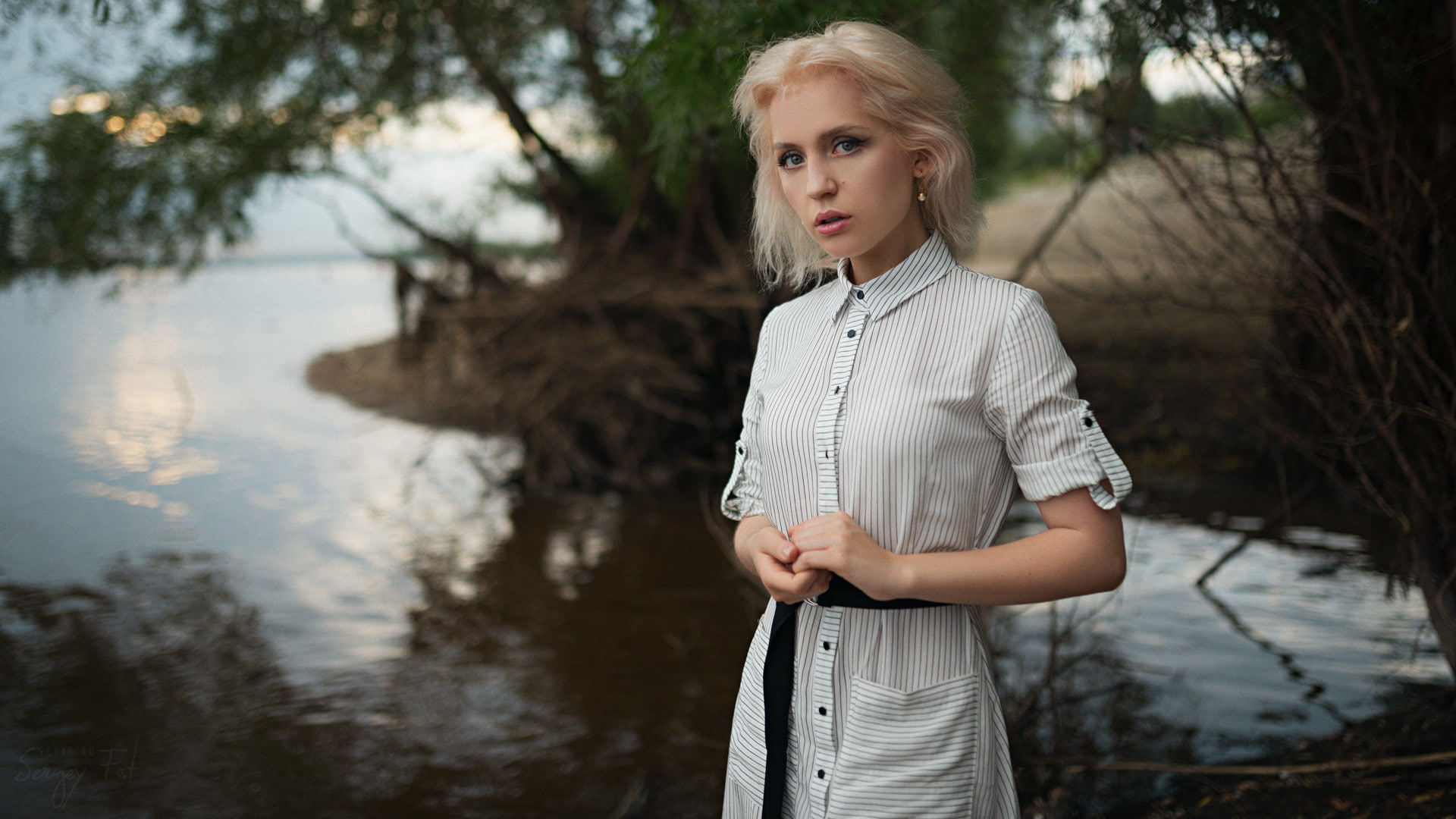 women outdoors, beauty, water, one person, women, tree, beautiful woman, model, Sergey Fat, blonde, focus on foreground, three quarter length, hair, outdoors, HD Wallpaper