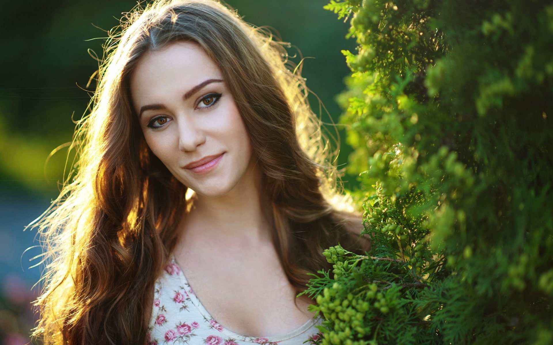 hair, 1080P, headshot, looking at camera, adult, young women, teenager, portrait, outdoors, blond hair, body part, beautiful woman, happiness, long hair, HD Wallpaper