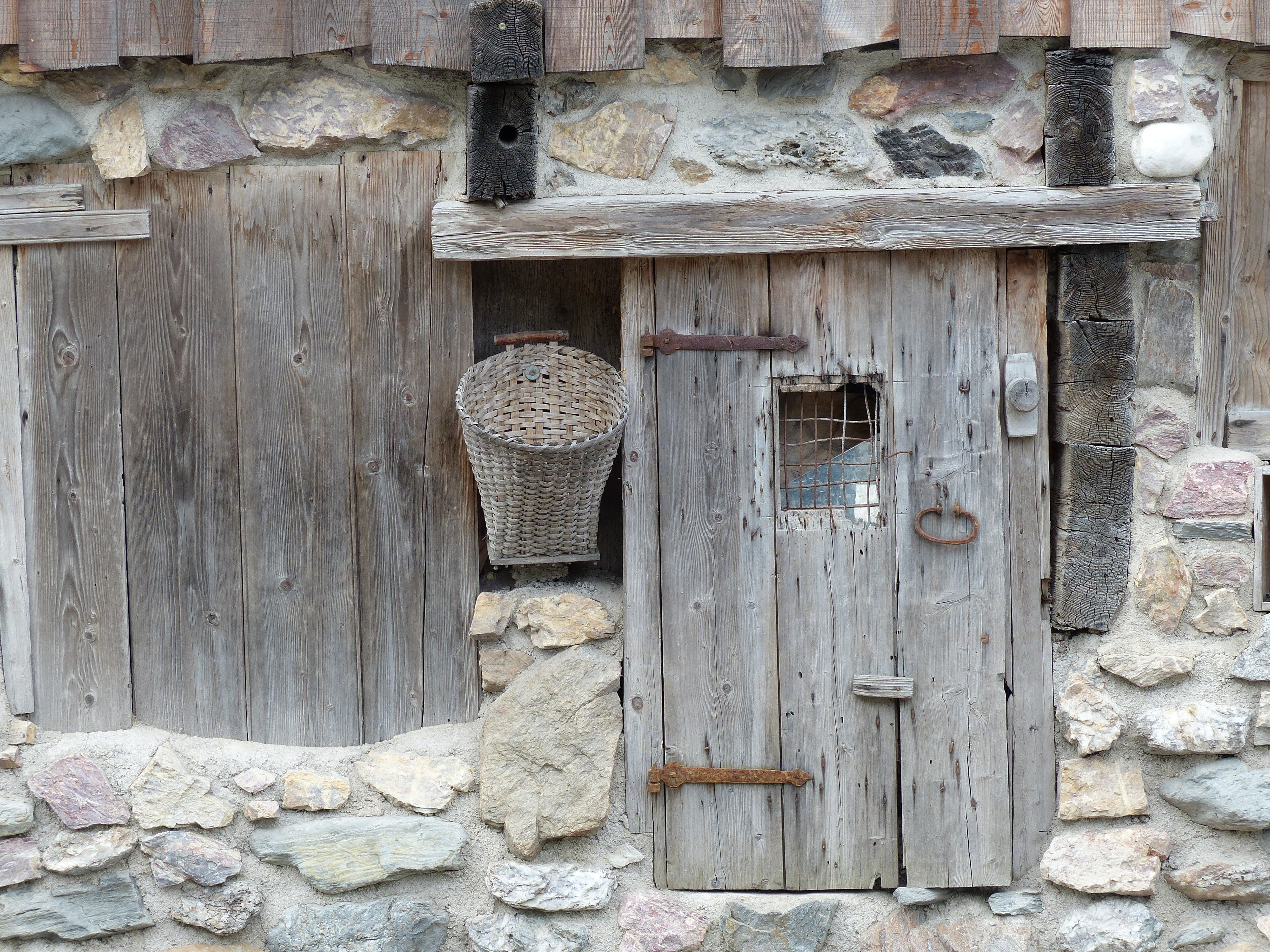 wood - material, outdoors, wall, on the wrong track, shield, day, decline, abandoned, tyrol, old, museum, wall - building feature, no people, deterioration, HD Wallpaper
