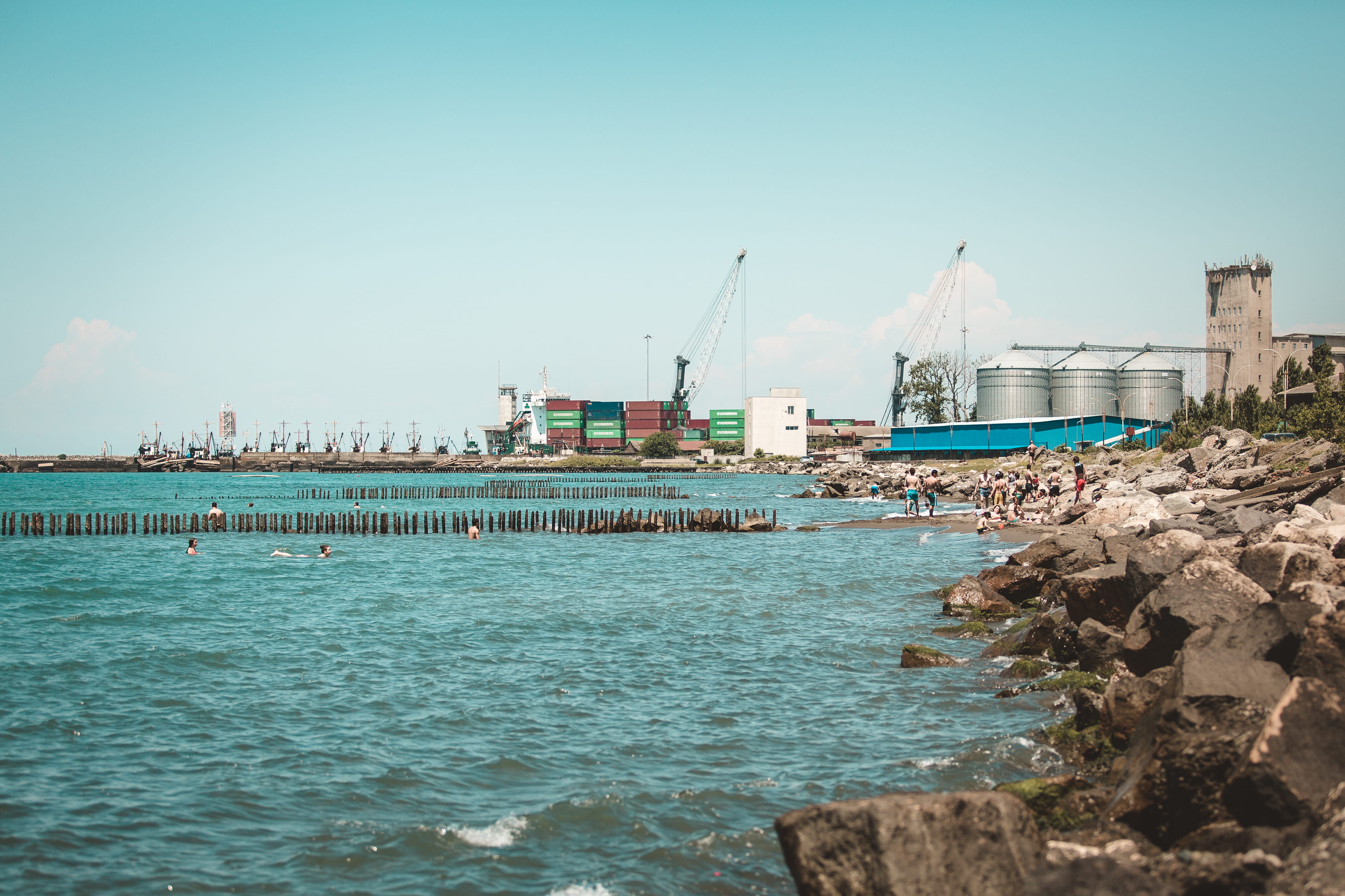 no people, pier, port, crane - construction machinery, 5K, architecture, sea water, seaside, people swimming, black sea, ships, harbour, construction equipment, HD Wallpaper