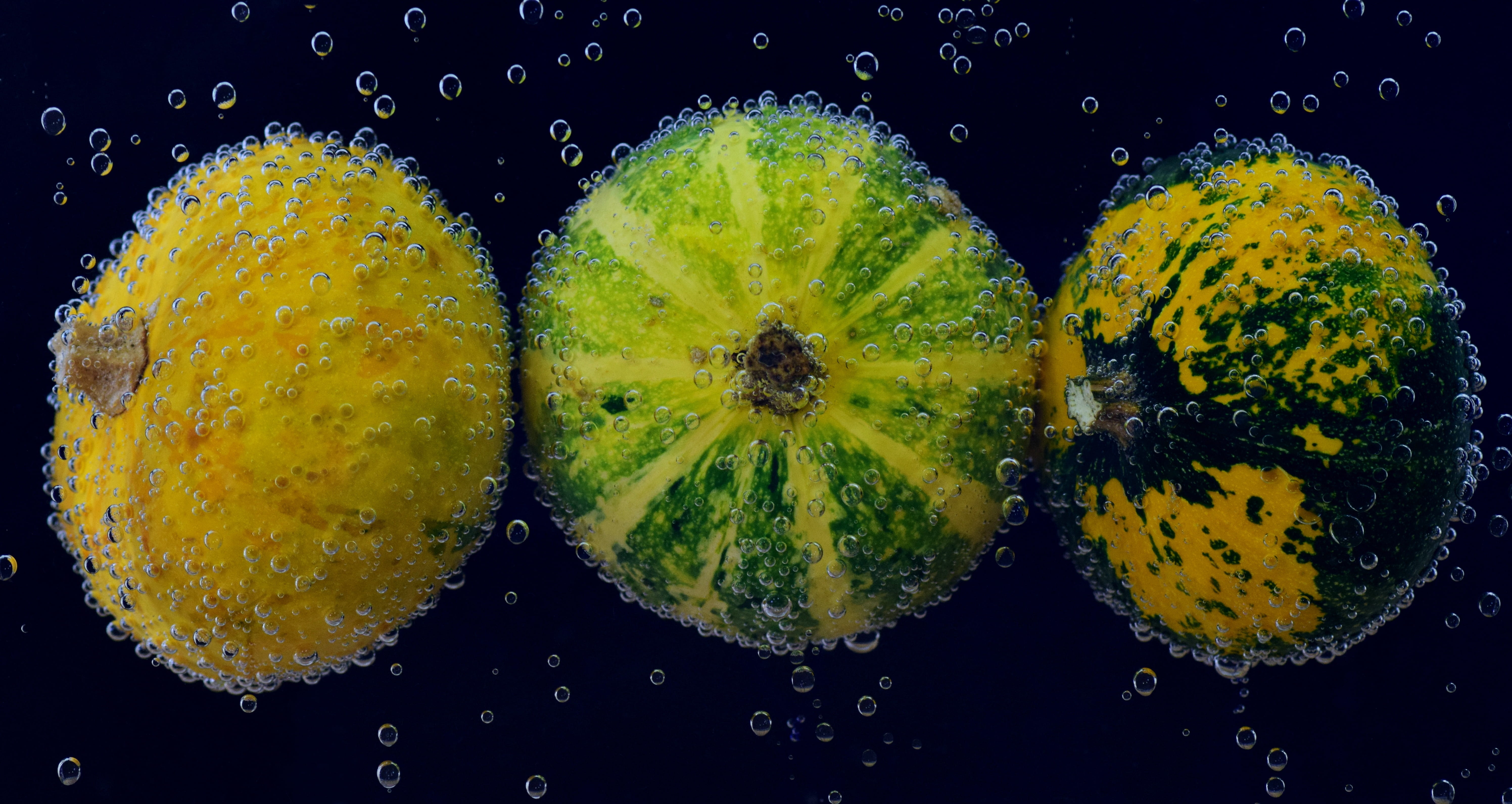 wellbeing, cheerful, beautiful, slice, food and drink, blow, freshness, food, healthy eating, underwater, halloween, water bubbles, indoors, fruit, blubber, HD Wallpaper