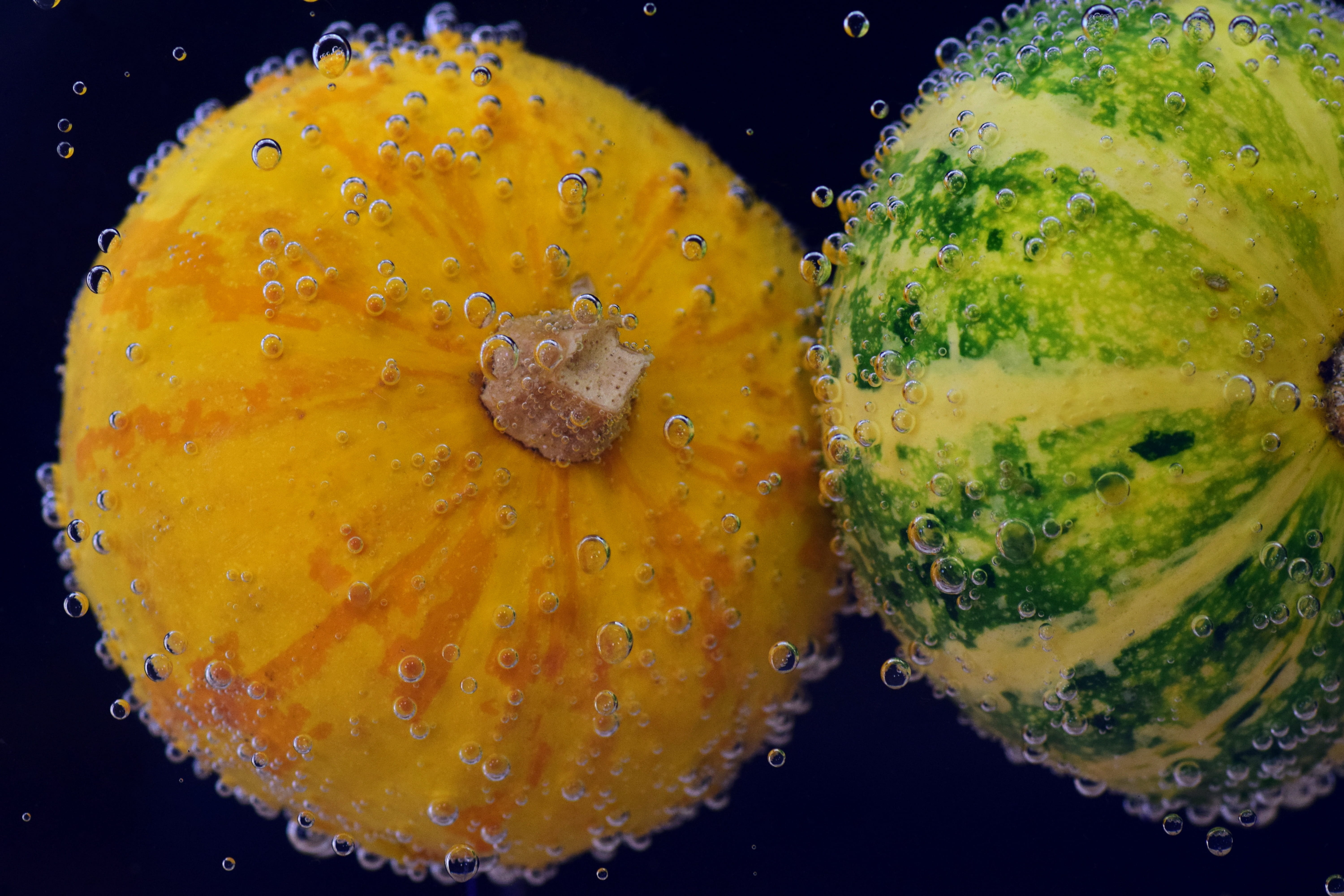 water, drop, no people, freshness, green, blubber, 5K, indoors, slice, healthy eating, wellbeing, funny, food and drink, halloween, water bubbles, yellow, HD Wallpaper