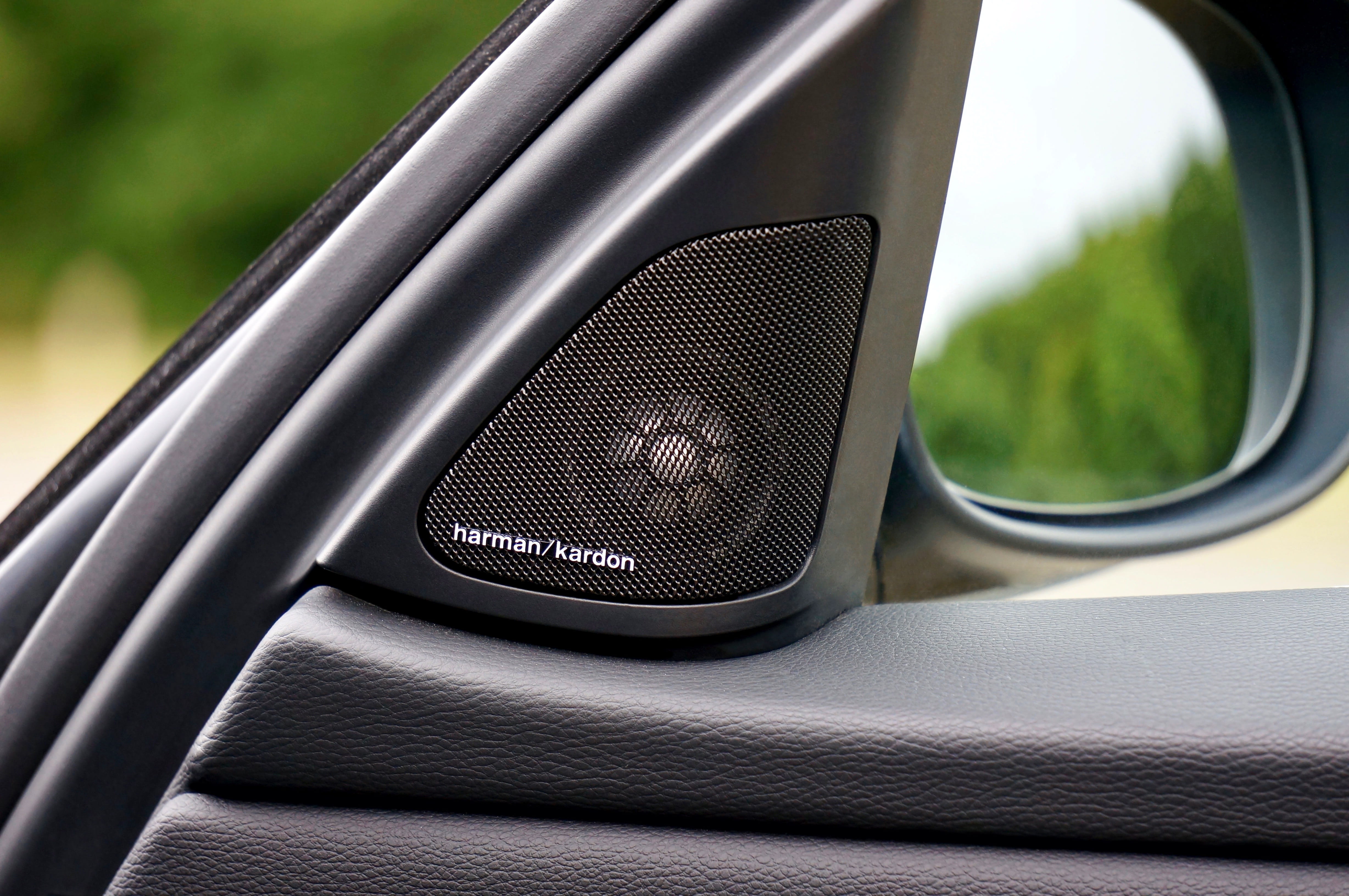 stereo, outdoors, automotive, Harman Kardon, equipment, sound, automobile, entertainment, luxury, black color, Car Audio, mode of transportation, motion, HD Wallpaper