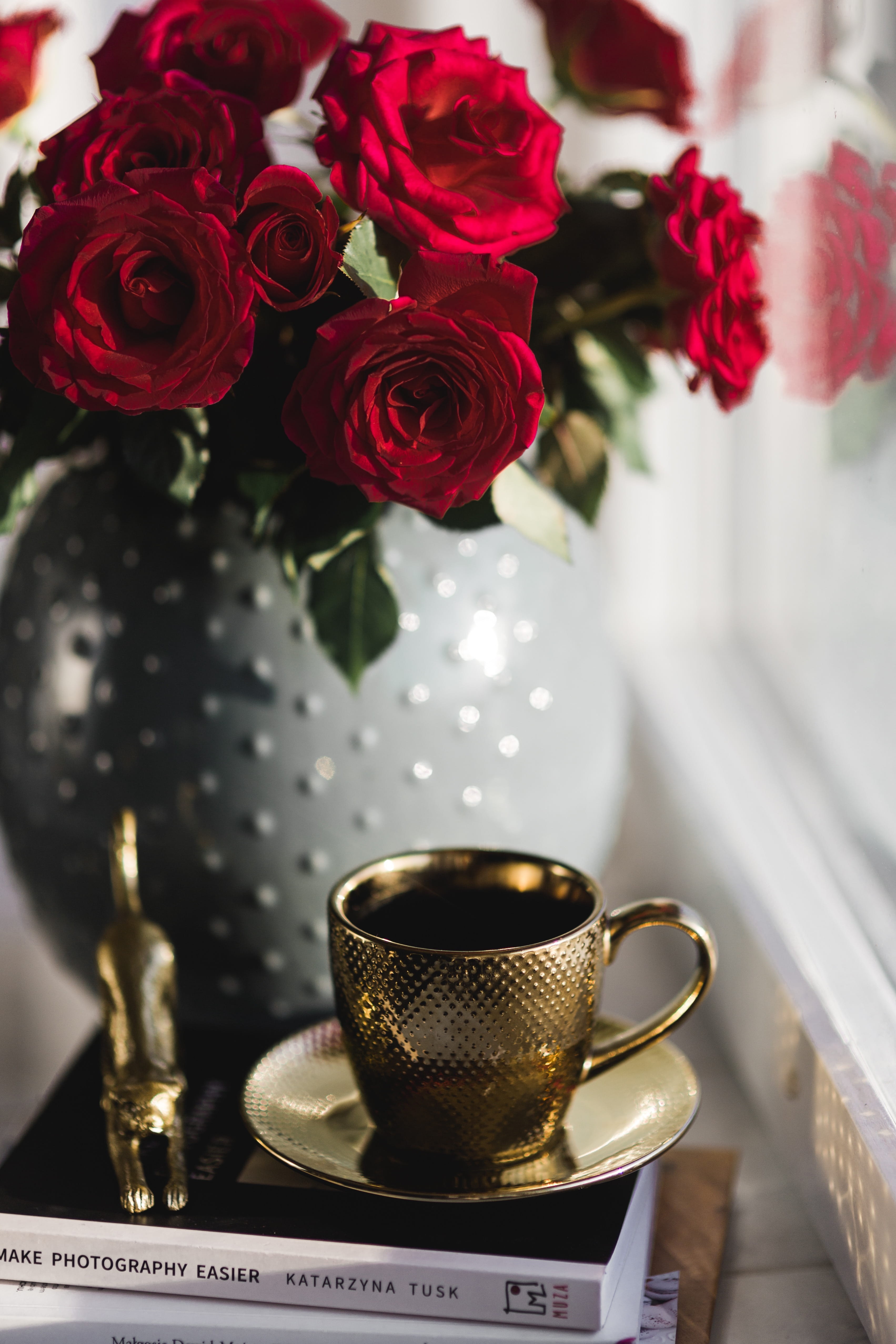 candles, still life, saucer, no people, table, drink, vase, bouqet, tea cup, refreshment, 4K, flower head, home decor, decor, bouquet, red, coffee, crockery, Phone HD Wallpaper