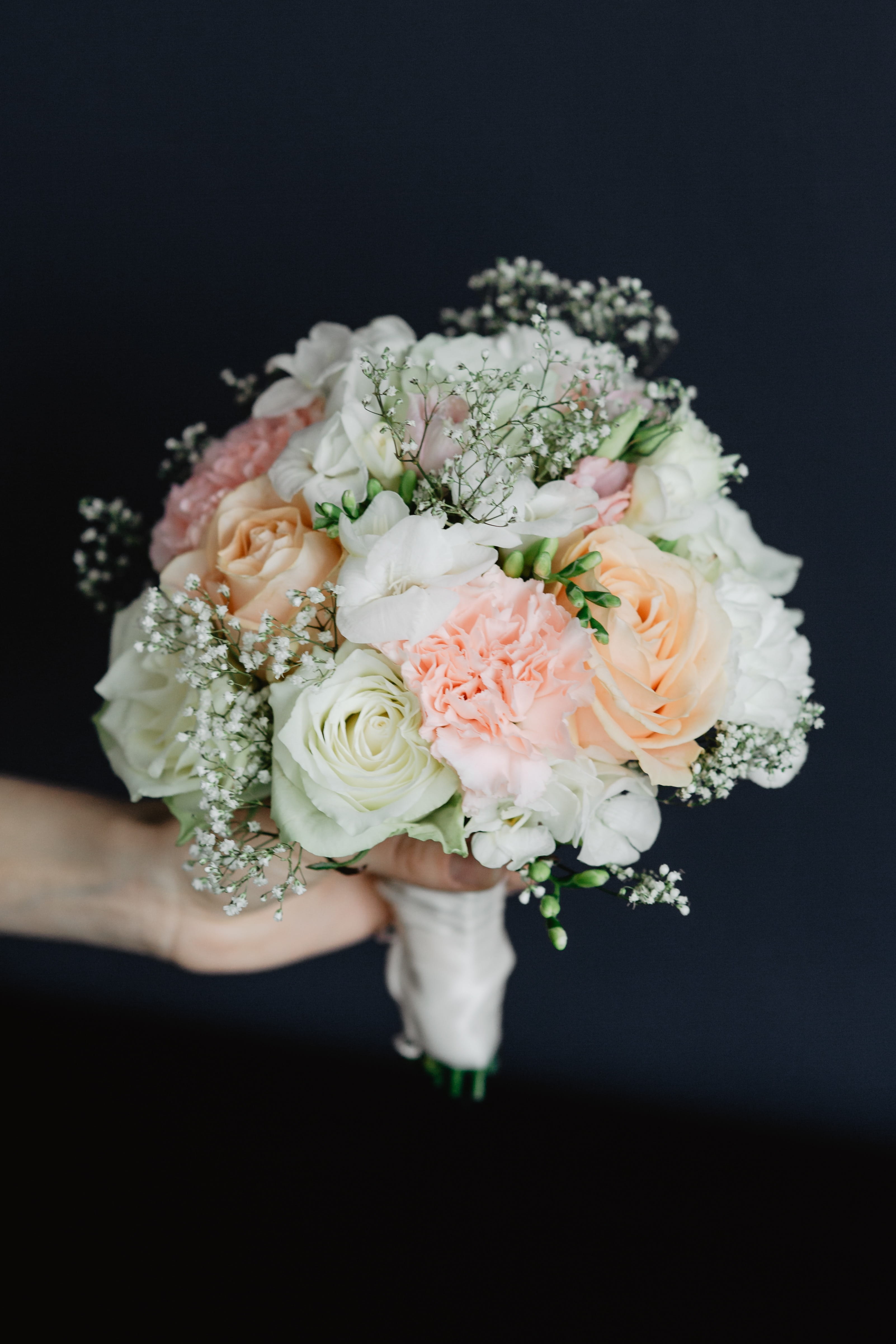 wedding flowers, close-up, arrangement, bouqet, freshness, inflorescence, 4K, flower head, rose, studio shot, fragility, rose - flower, plant, petal, bouquet, Phone HD Wallpaper