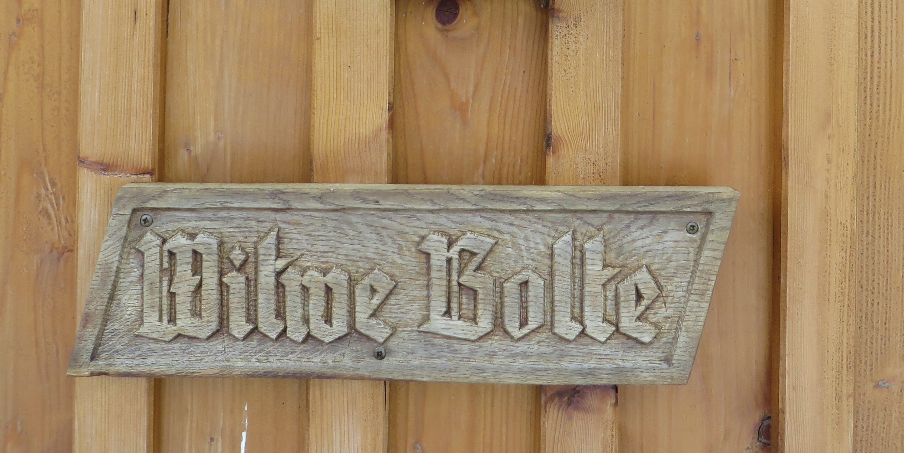 craft, wooden sign, wood - material, wood, indoors, architecture, communication, day, close-up, brown, wood grain, message, art and craft, capital letter, HD Wallpaper