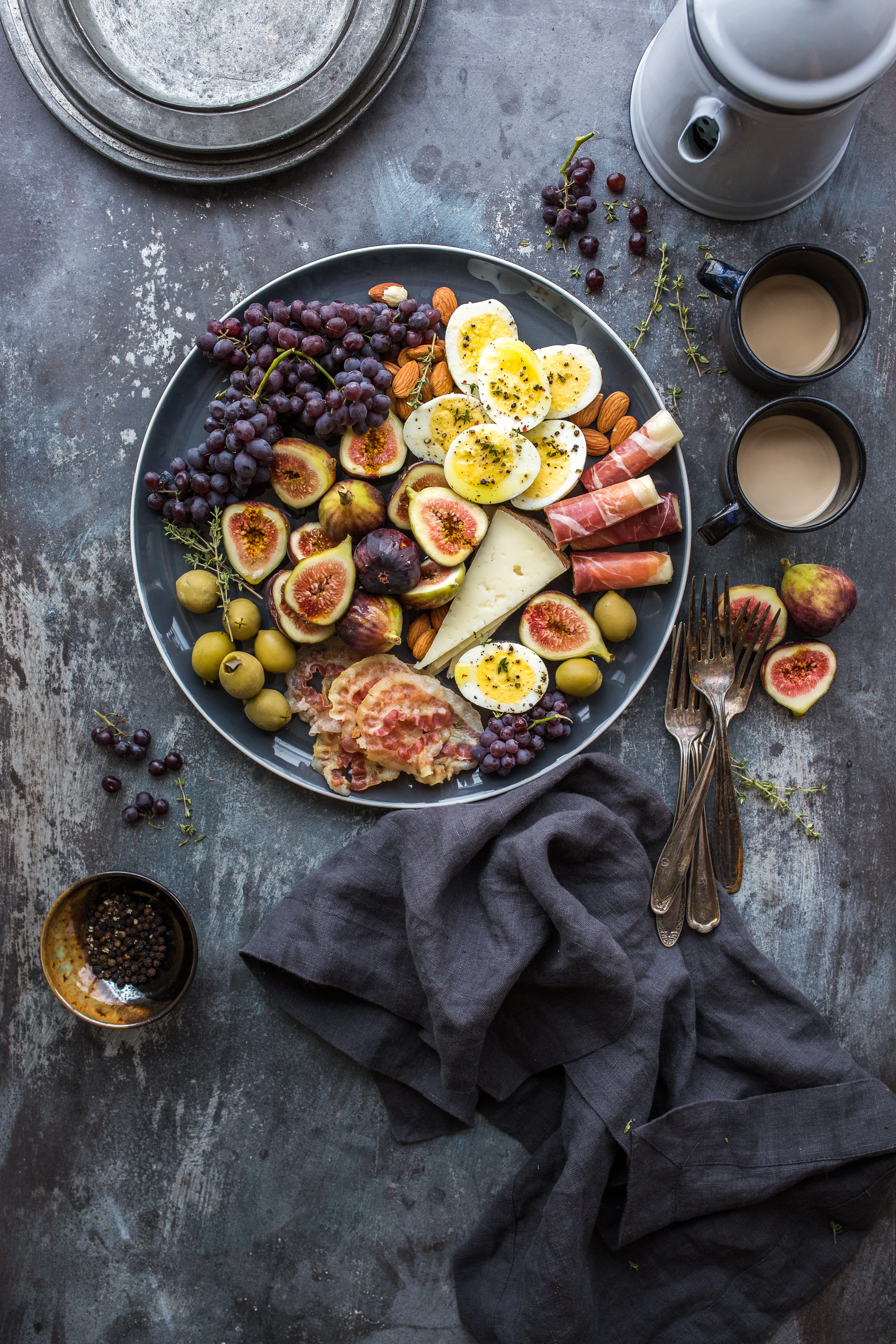 crockery, grape, food and drink, forks, fruit, coffee, fork, high angle view, view, cheese, almond, ready-to-eat, silver, kitchen utensil, freshness, clothe, Phone HD Wallpaper
