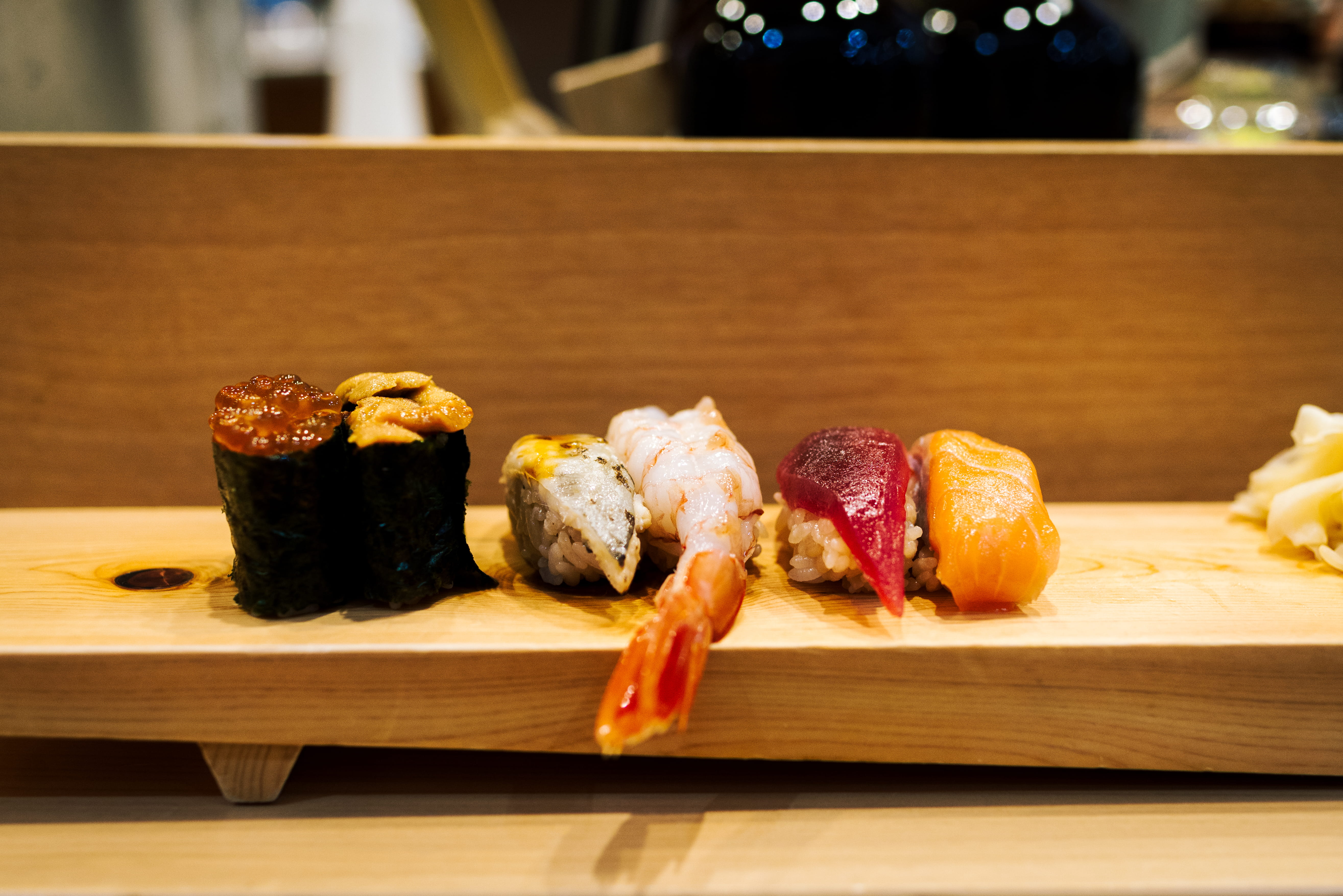 salmon, focus on foreground, ryōgoku edo noren, table, sumida-ku, food and drink, meal, japanese food, close-up, egg, cutting board, choice, food, rice, HD Wallpaper