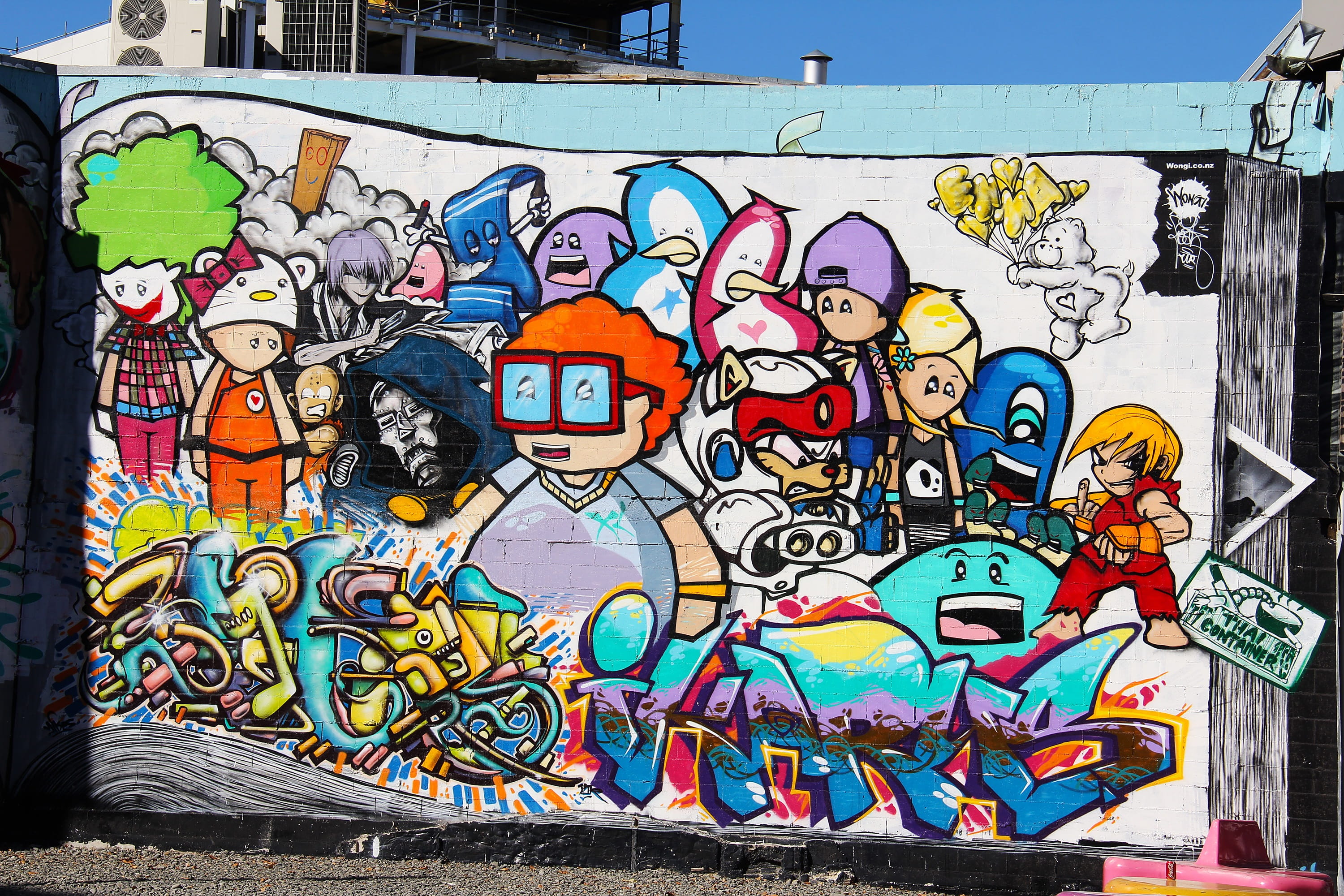 cartoons, love, 2K, building, christchurch, drawing, interesting, wall, talented, no people, beautiful, male likeness, built structure, wall - building feature, HD Wallpaper
