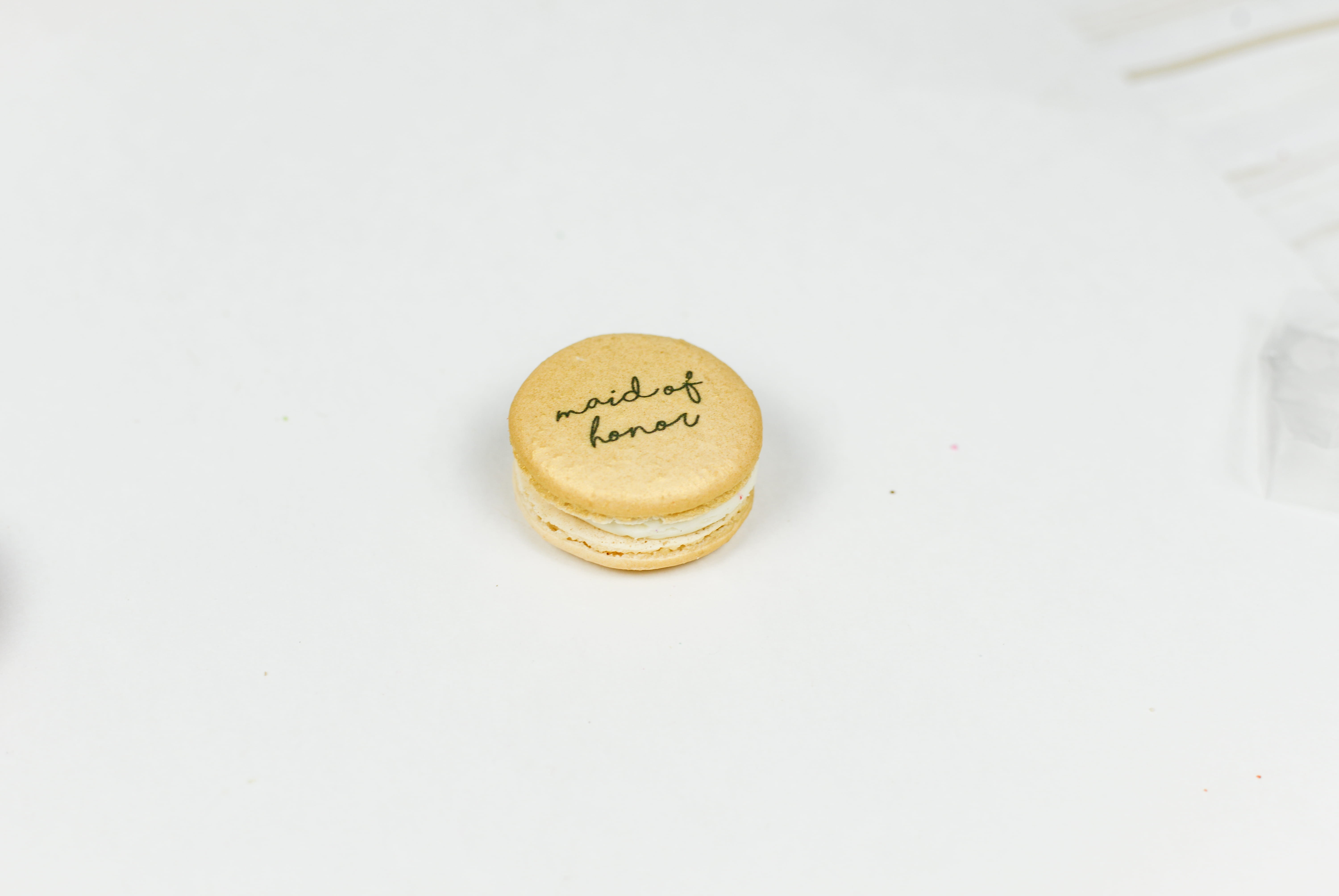 cookies, message, cookie, leaf, studio shot, number, still life, gold, freshness, communication, text, cork, brie, western script, confectionery, bride, HD Wallpaper
