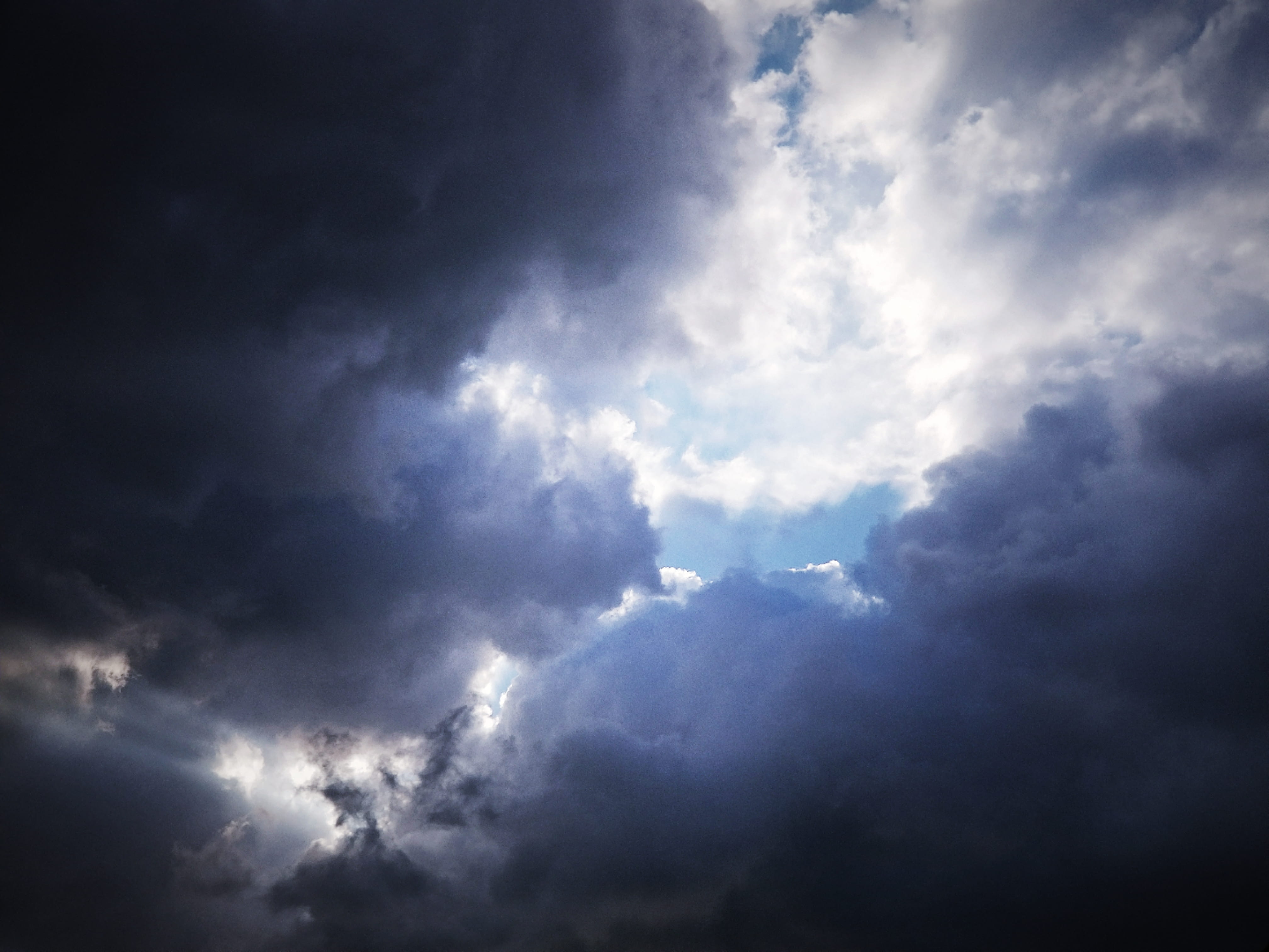 dramatic sky, blue, cloud - sky, sunbeam, dark, sky, nature, cloudscape, little tokyo, rain clouds, spirituality, united states, scenics - nature, storm cloud, HD Wallpaper