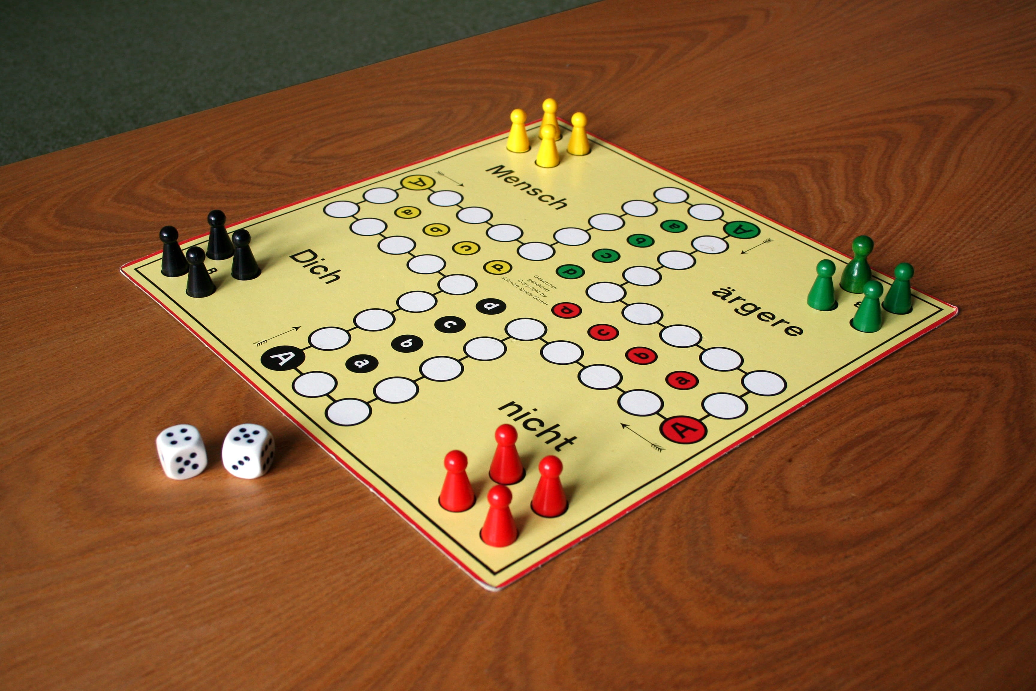table, close-up, strategy, game board, leisure games, wood - material, children, still life, cube, game stone, indoors, fun, win, roll the dice, parchesi up not, HD Wallpaper