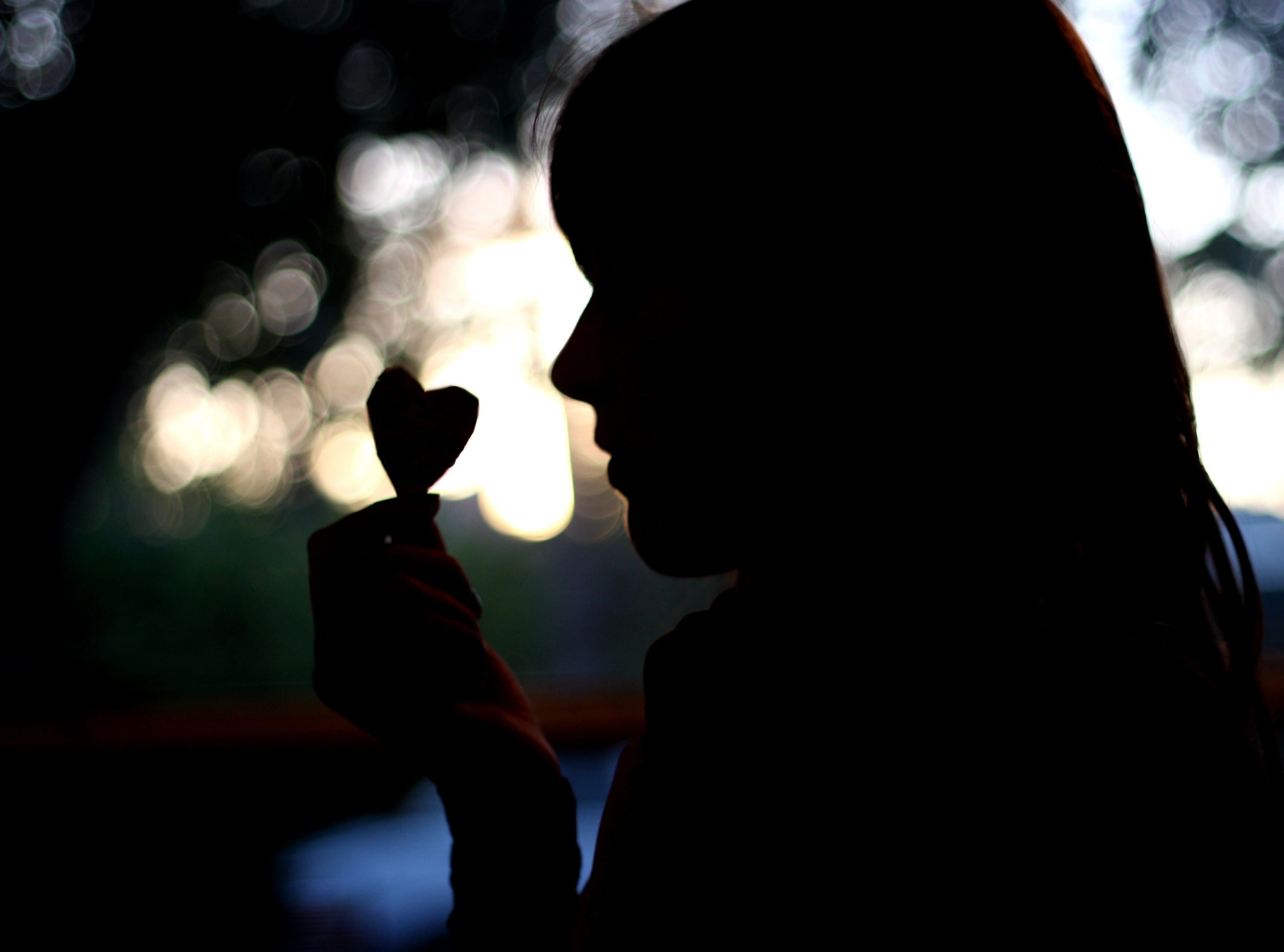 social issues, cutout, holding, Silhouette, real people, Love, heart, lifestyles, drinking, portrait, close-up, side view, smoking issues, focus on foreground, HD Wallpaper