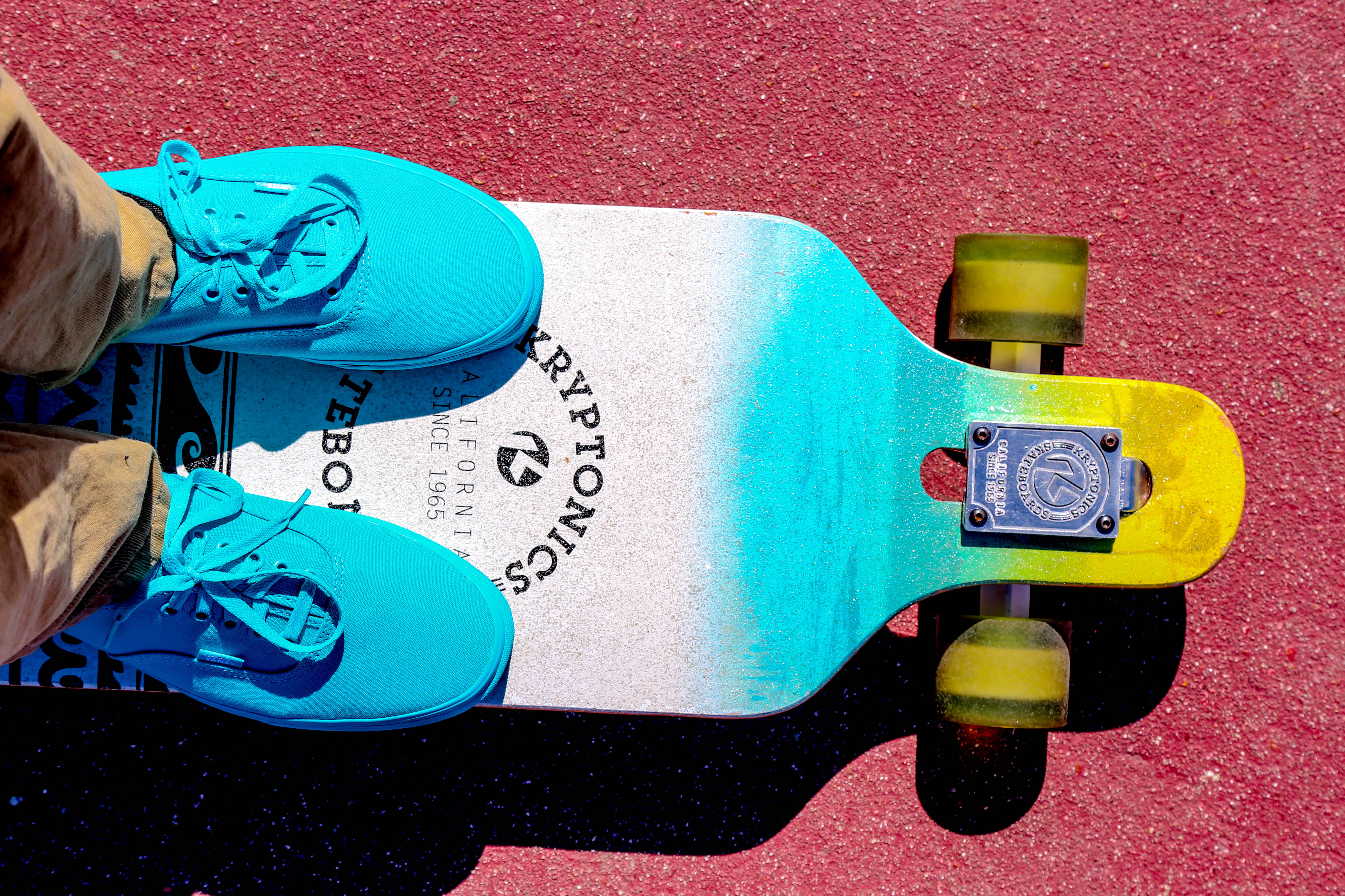 board, western script, long, adult, lifestyles, human body part, kryptonics, shoes, low section, standing, sports equipment, people, blue, skateboarding, HD Wallpaper