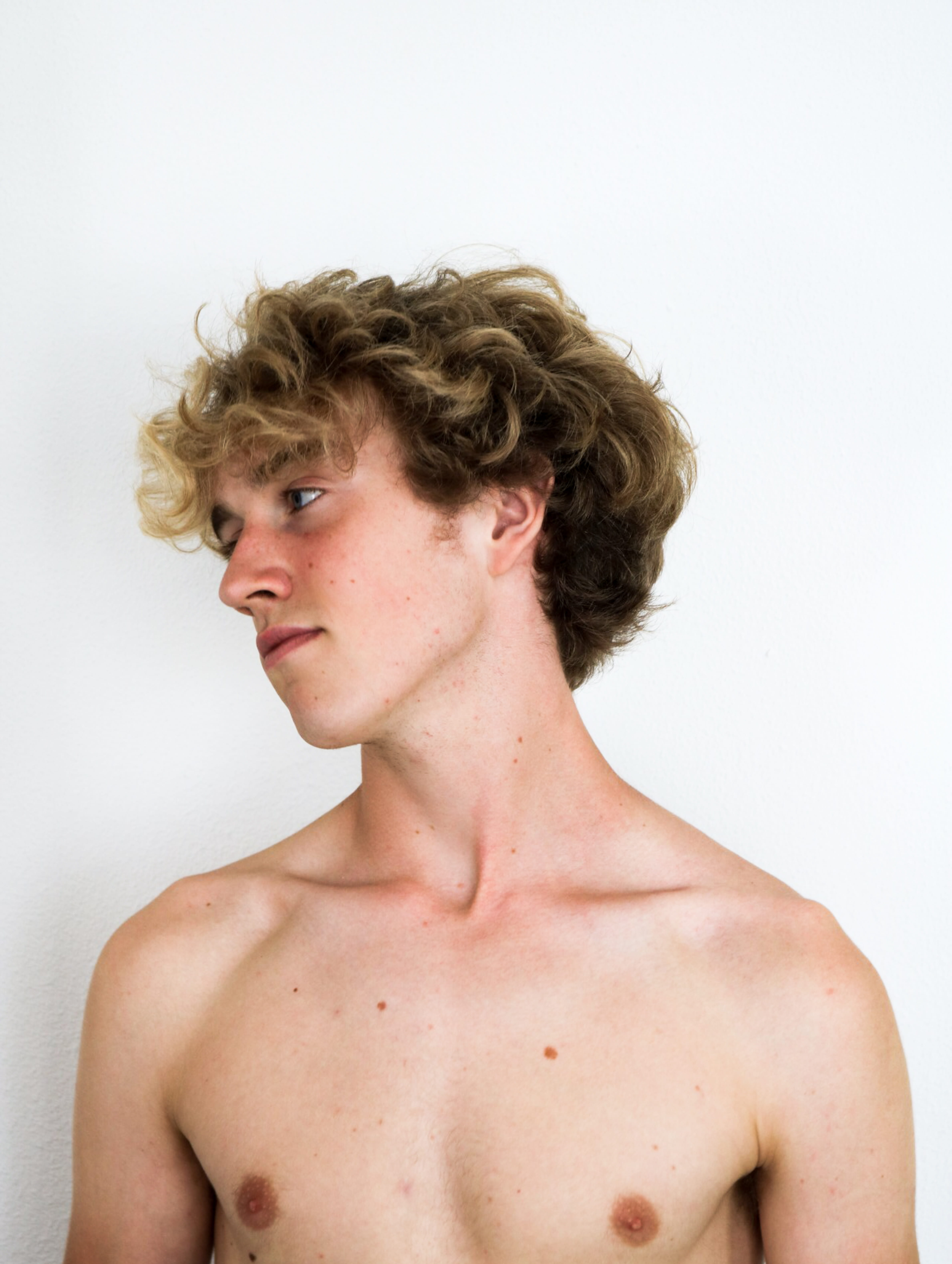 shirtless, hair, looking, lips, messy, one person, 5K, teenager, photo, mark, indoors, model, human body part, portrait, nose, emotion, white background, Phone HD Wallpaper