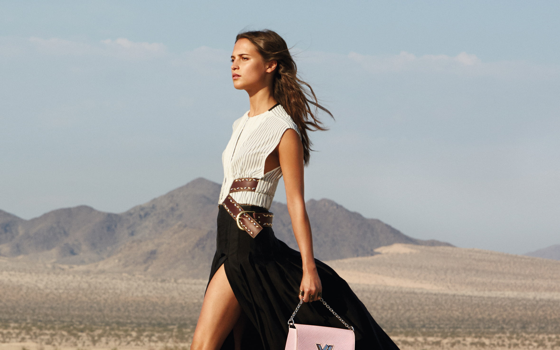 brunette, 1080P, Patrick Demarchelier, Louis Vuitton, Alicia Vikander, photoshoot, landscape, Spirit of Travel, actress, model, brand, handbag, dress, HD Wallpaper