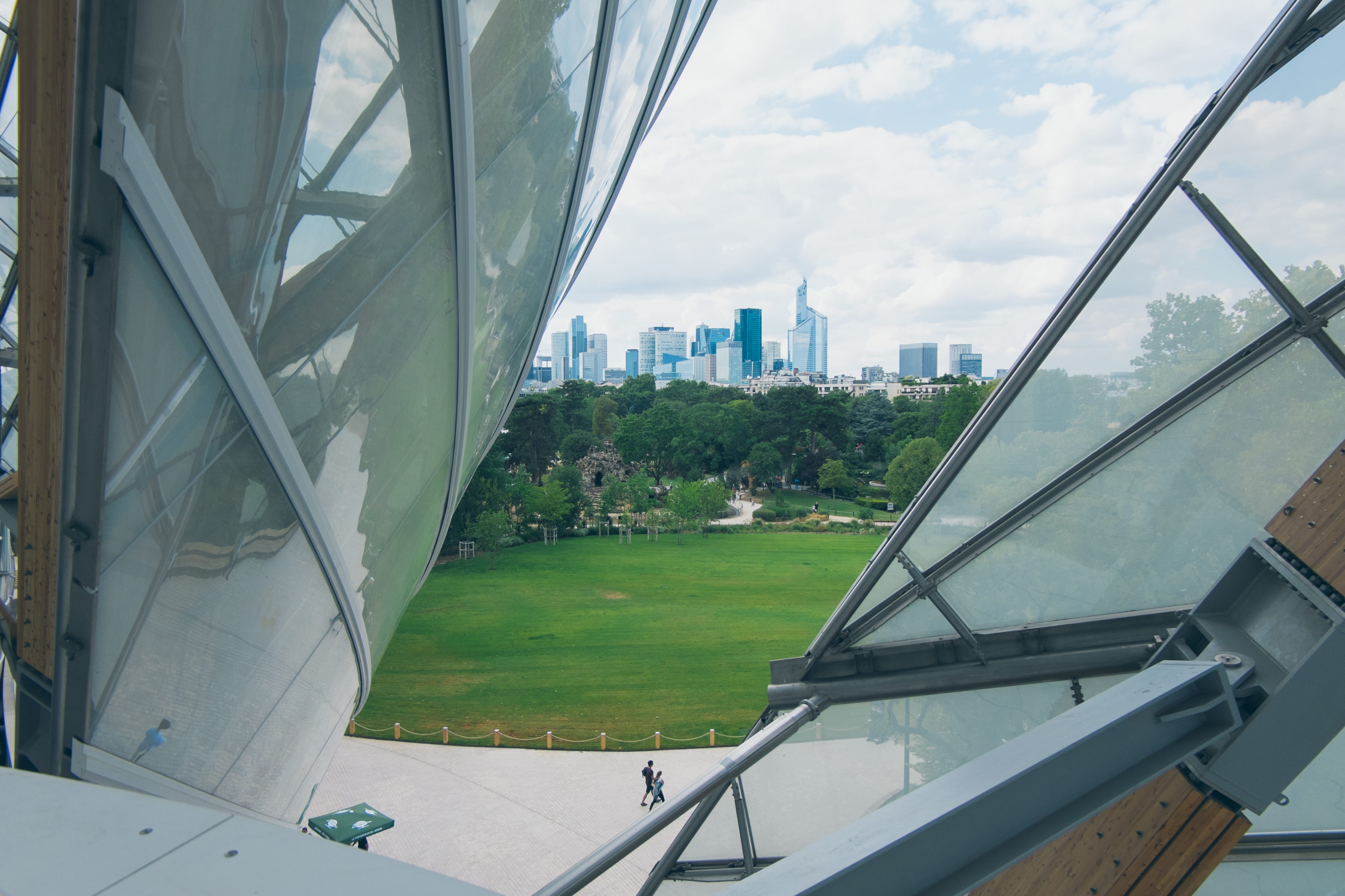 plant, built structure, la défense, 4K, vuitton, gray, cloud - sky, skyscraper, art, building, city, france, transportation, boat, window, louis, paris, HD Wallpaper