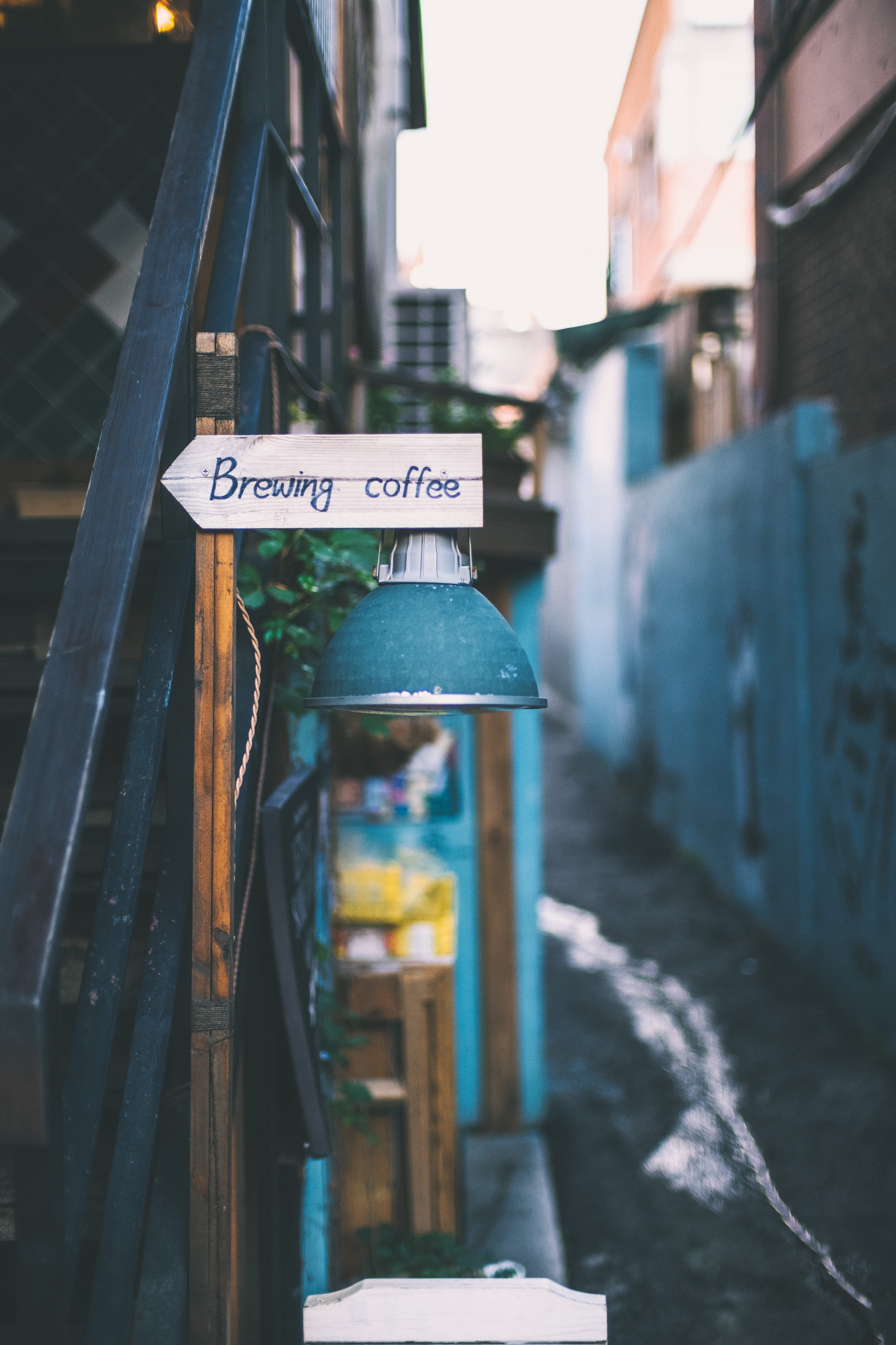 brown, brewing, sign, urban Scene, cultures, lamp, coffee, city, road, urban, outdoors, cafe, arrow, the way, alleyway, street, wooden, steps, no People, Phone HD Wallpaper
