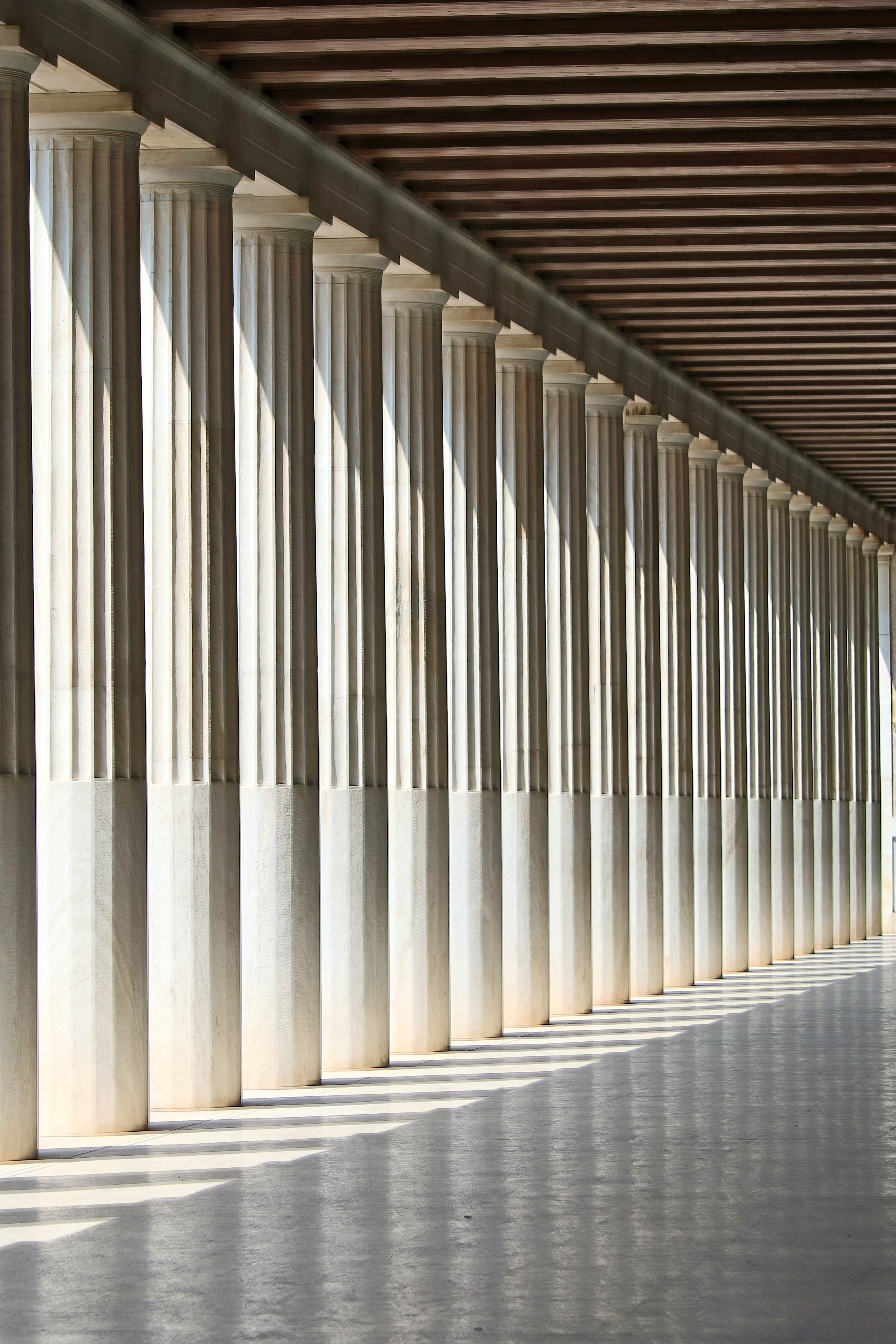architecture, in a row, music, pattern, hallway, white, arts culture and entertainment, day, 5K, empty, pillars, musical instrument, no people, retro styled, Phone HD Wallpaper