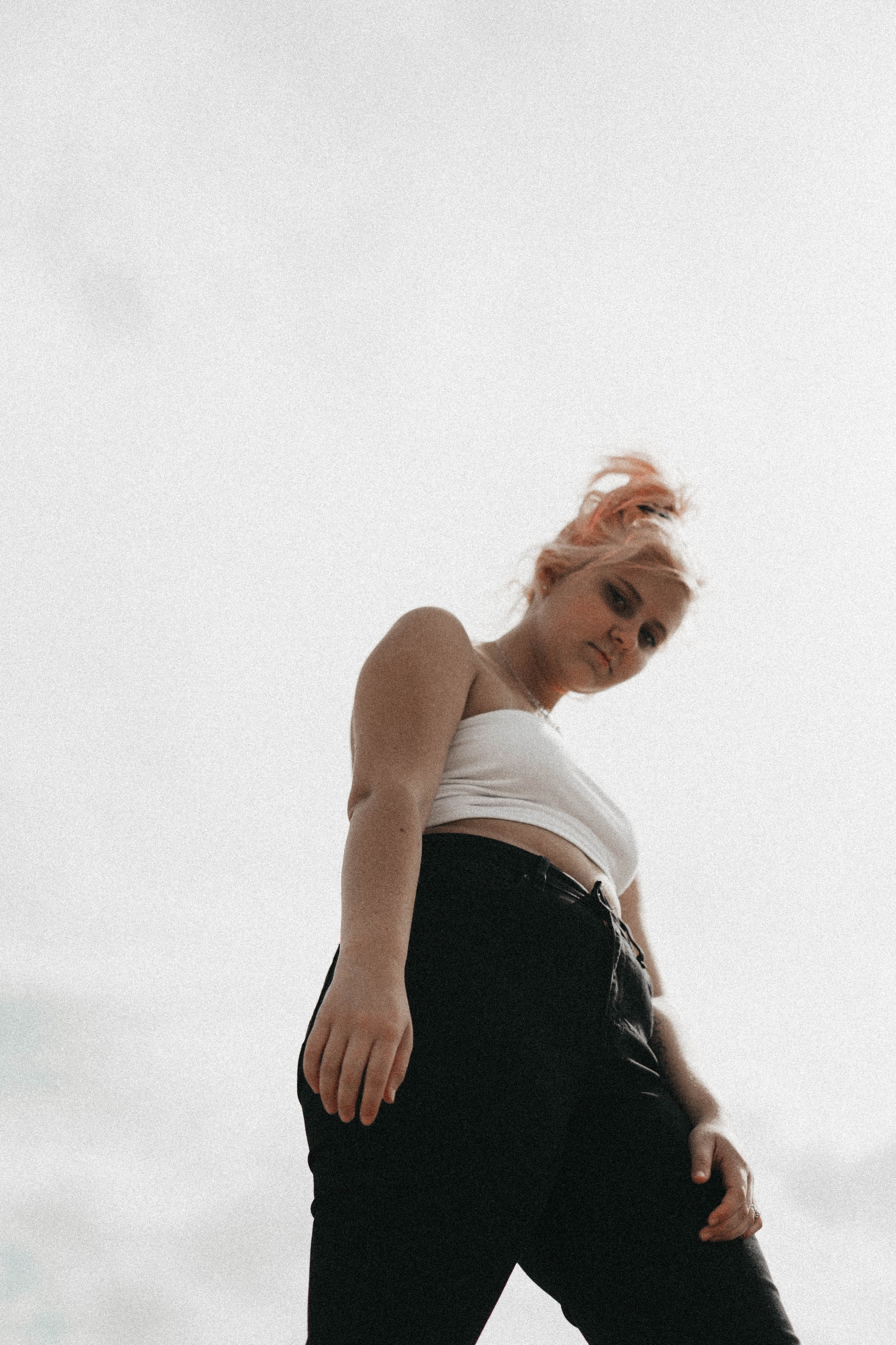hairstyle, hair, looking, photo, 5K, looking at camera, one person, back, female, apparel, glasses, clothing, finger, blond hair, human, lcd screen, undershirt, Phone HD Wallpaper