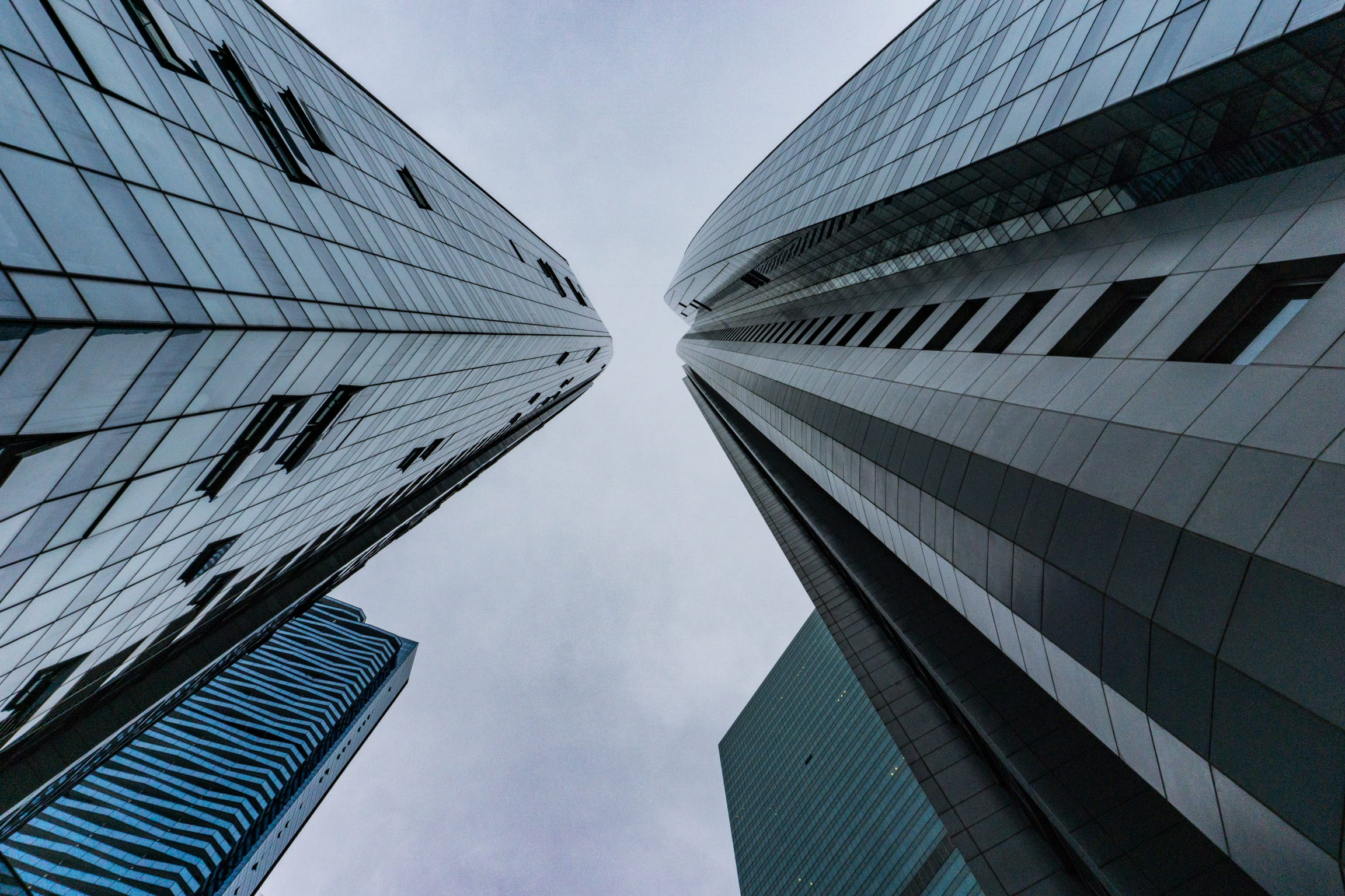 cloudy, eye, glass - material, photography, singapore, low angle view, day, financial district, skyscraper, s, looking up, reflection, office building exterior, HD Wallpaper