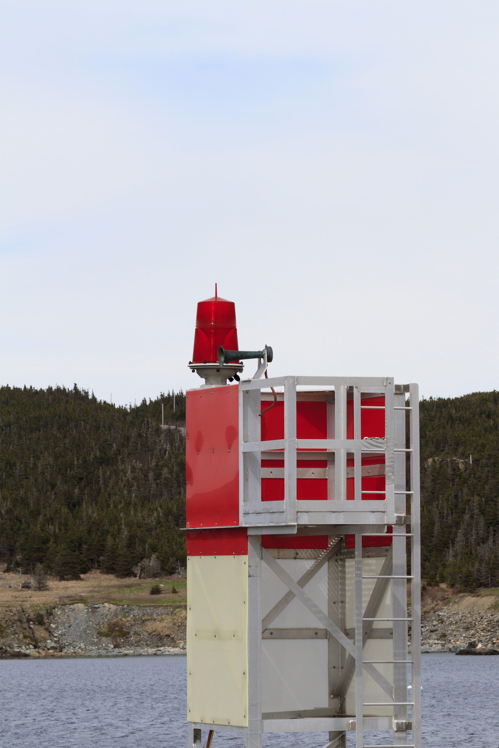 beacon, no people, protection, limitation, navigation, navigable, sea, waterway, vessel, maritime, fog, horn, nature, safety, lateral, pointed, 2K, stationary, Phone HD Wallpaper